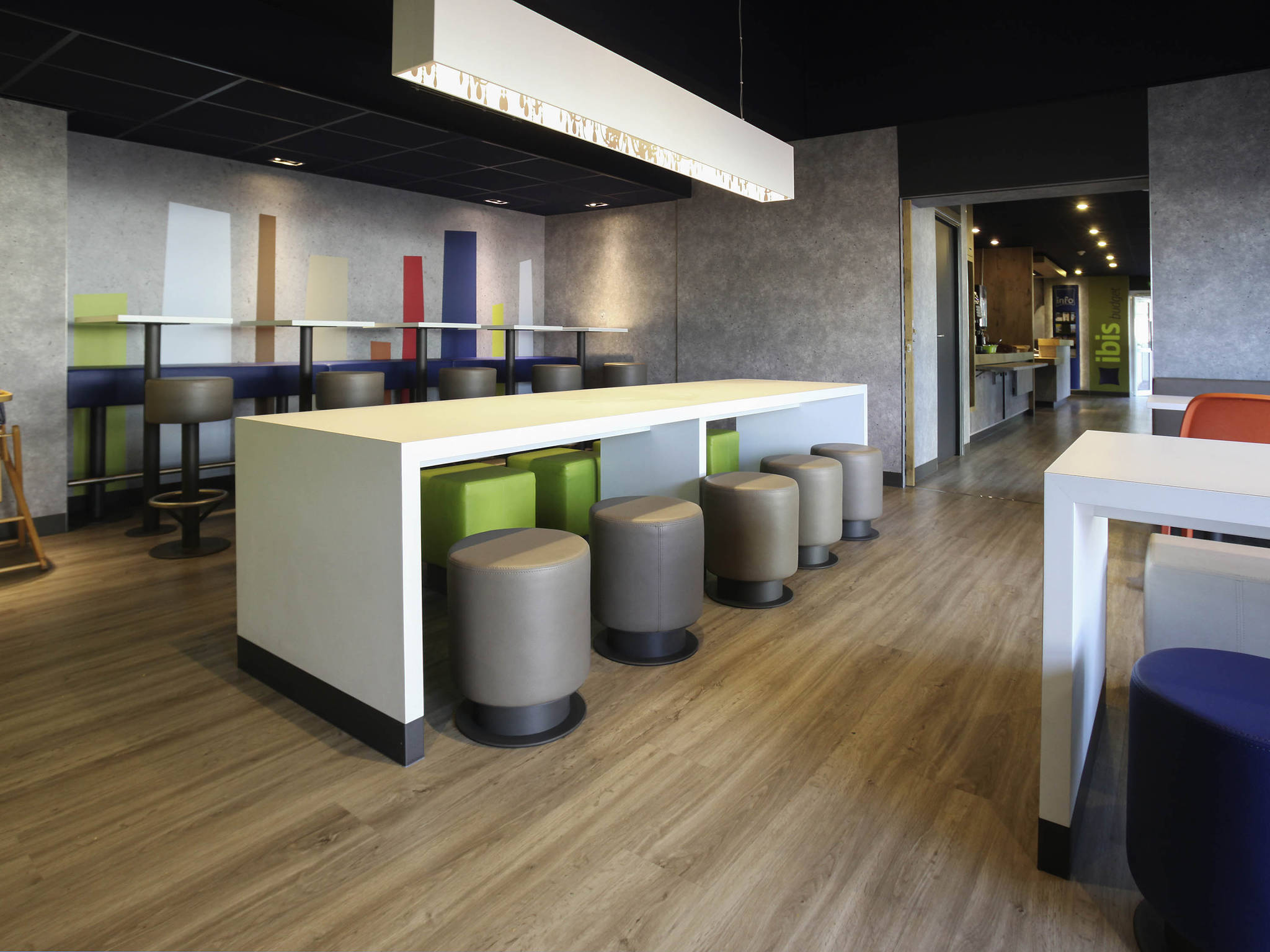 Foto - ibis budget Nantes Sainte Luce - Hôtel Rénové