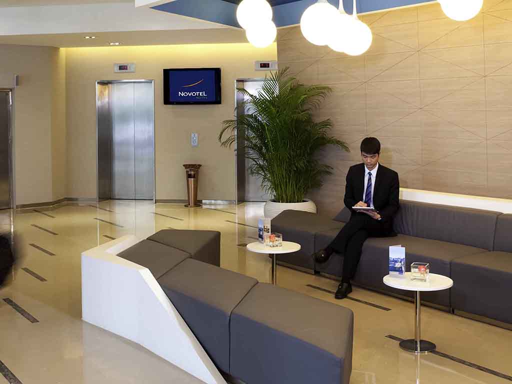 Novotel Shenzhen Watergate Hotel - Image1