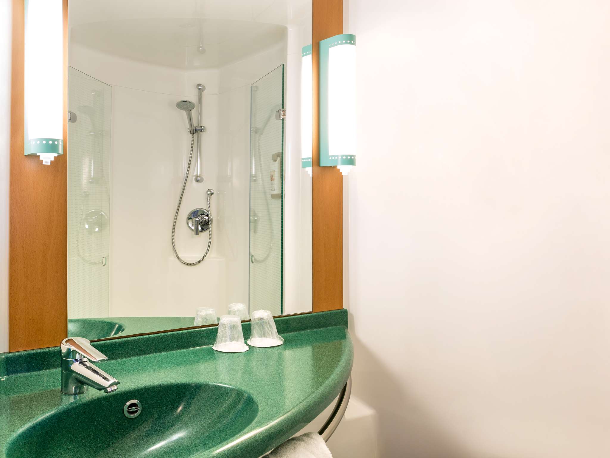 Photo - ibis Leeds Centre Marlborough Street