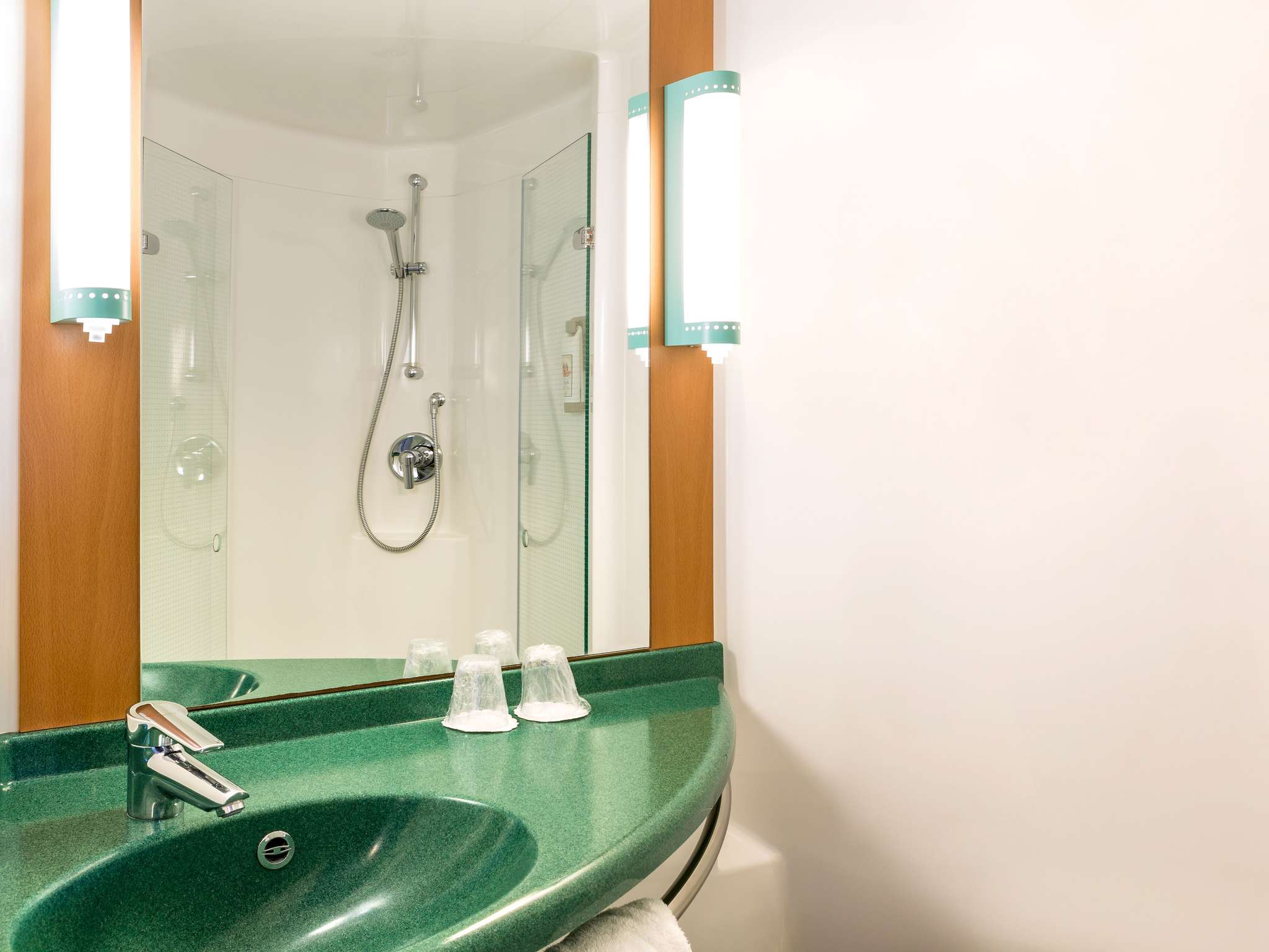 Photo - ibis Leeds Centre Marlborough Street