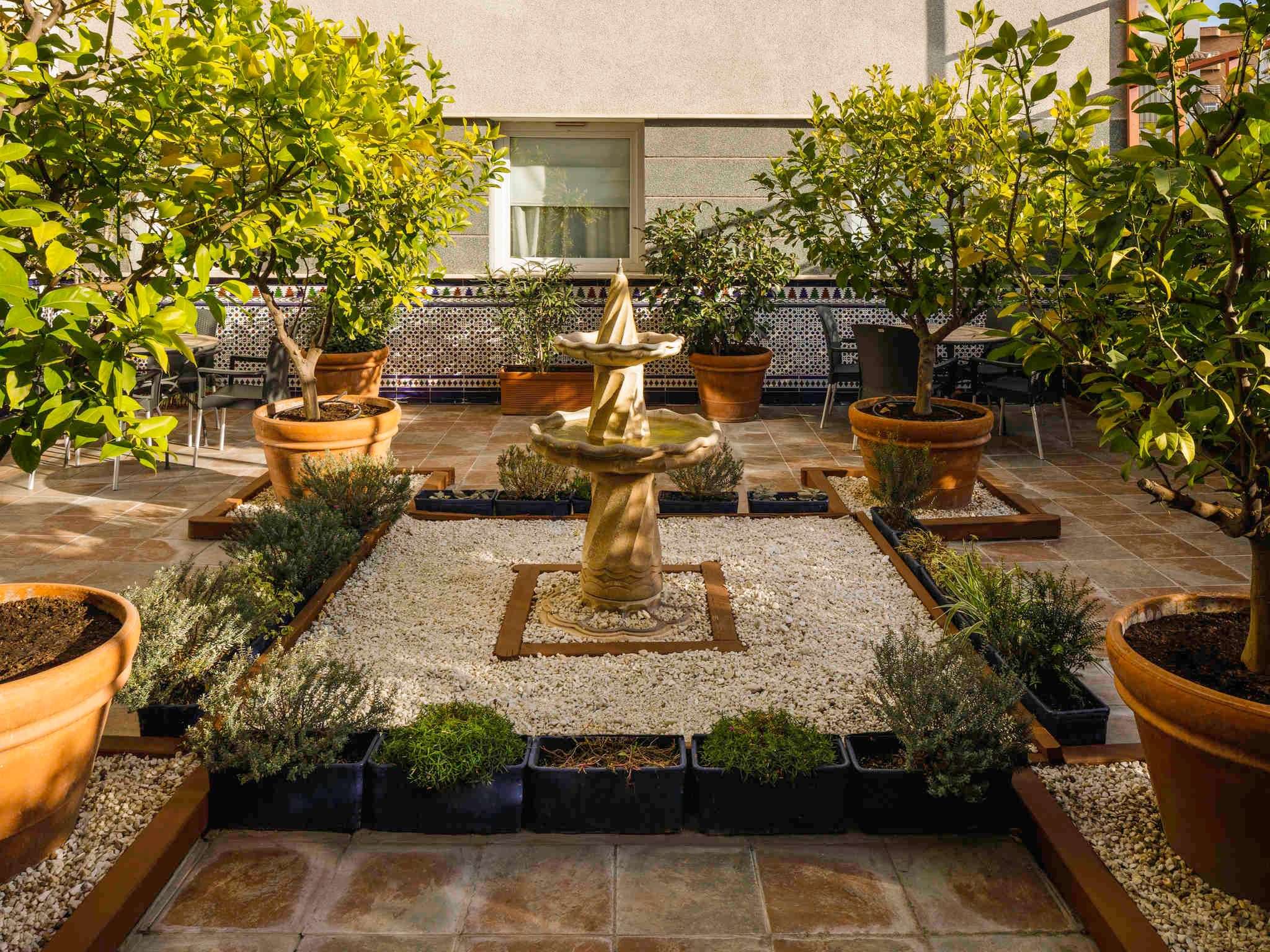 Photo - Ibis Granada