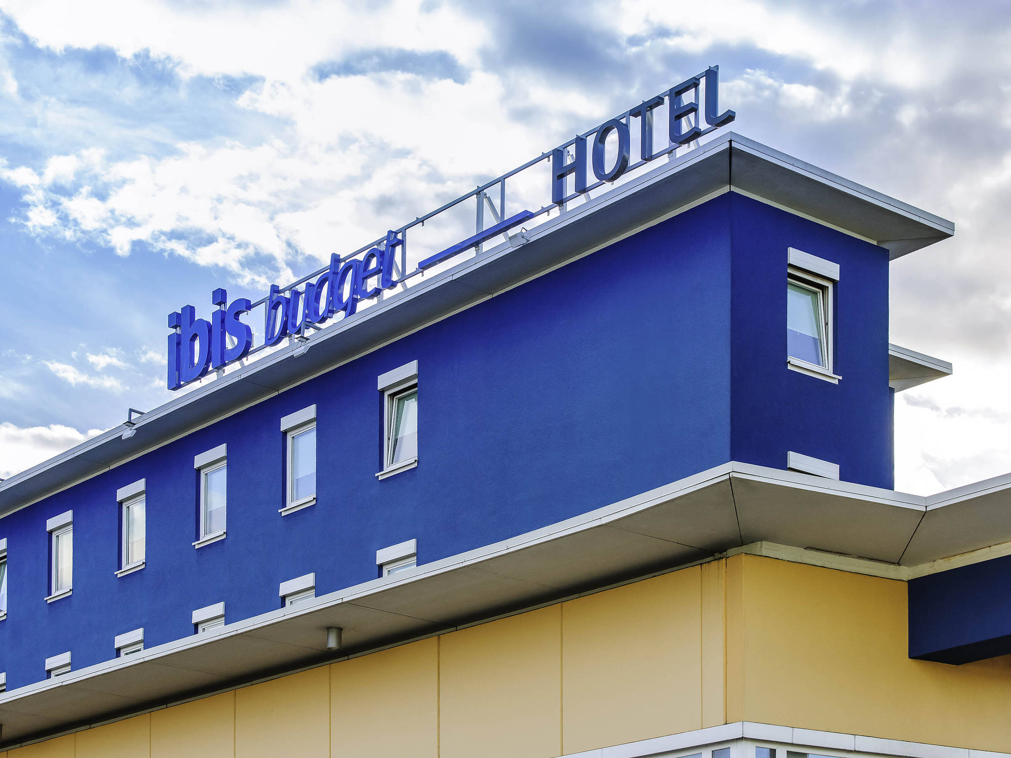 Economy Hotel Salzburg Airport ibis budget LCAH ALL