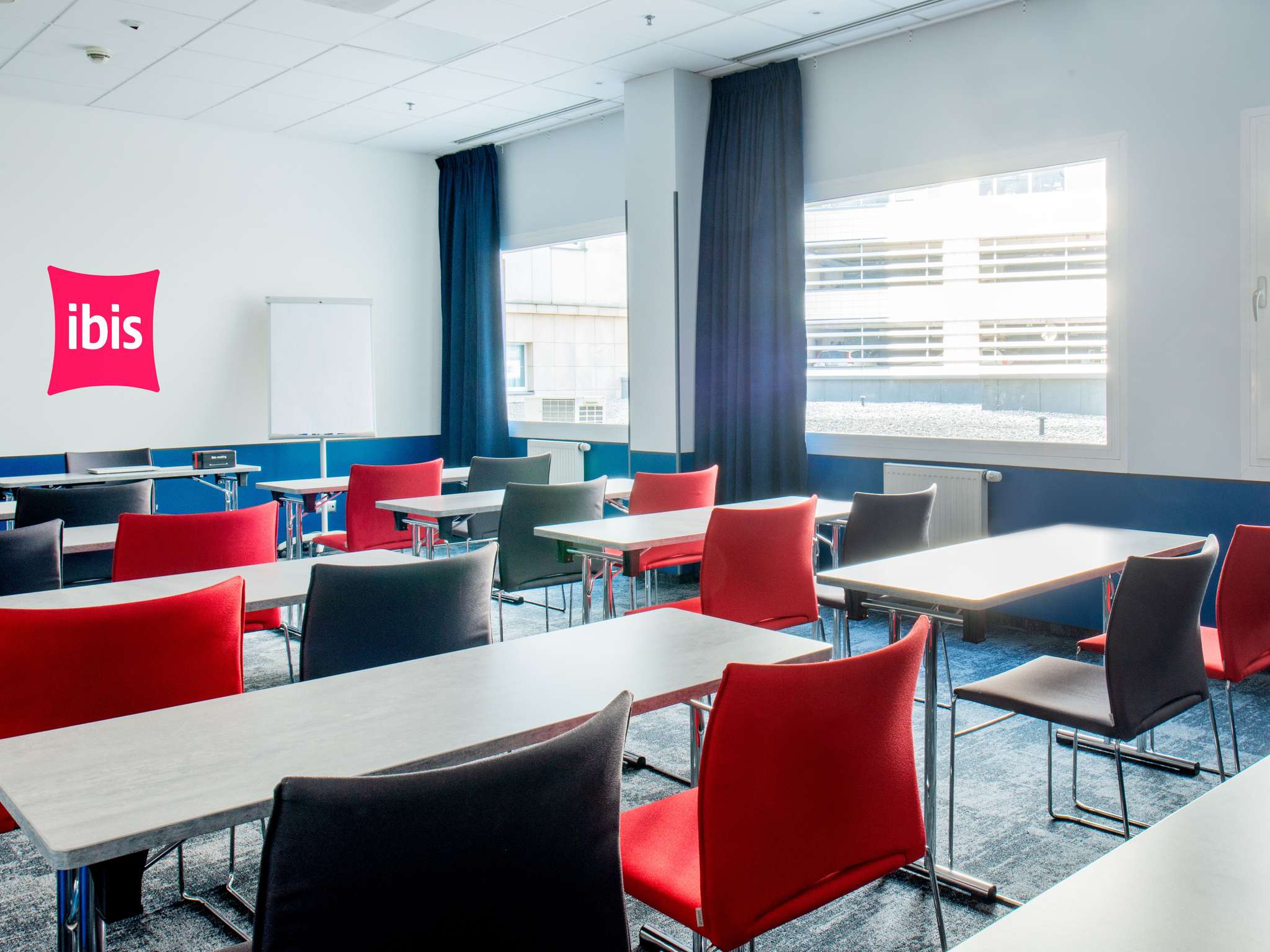 Photo - Ibis Warszawa Stare Miasto