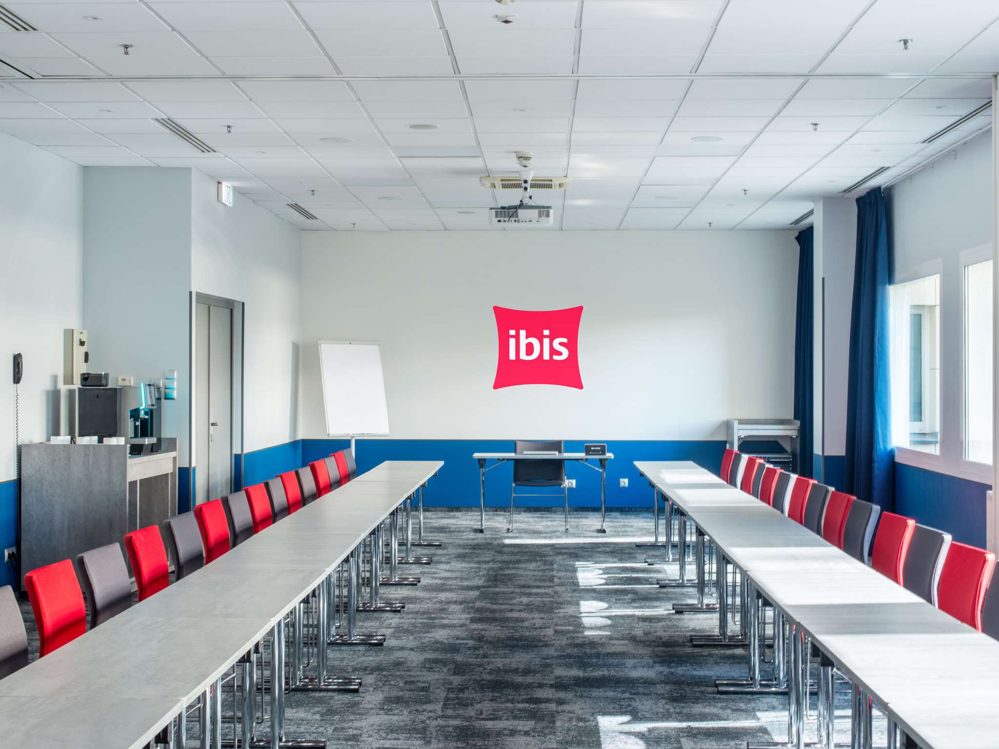 Photo - Ibis Warszawa Stare Miasto