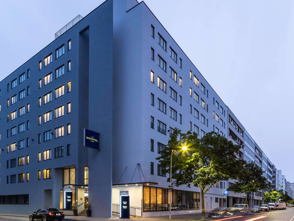 Novotel Suites Wien City Donau - Image 1