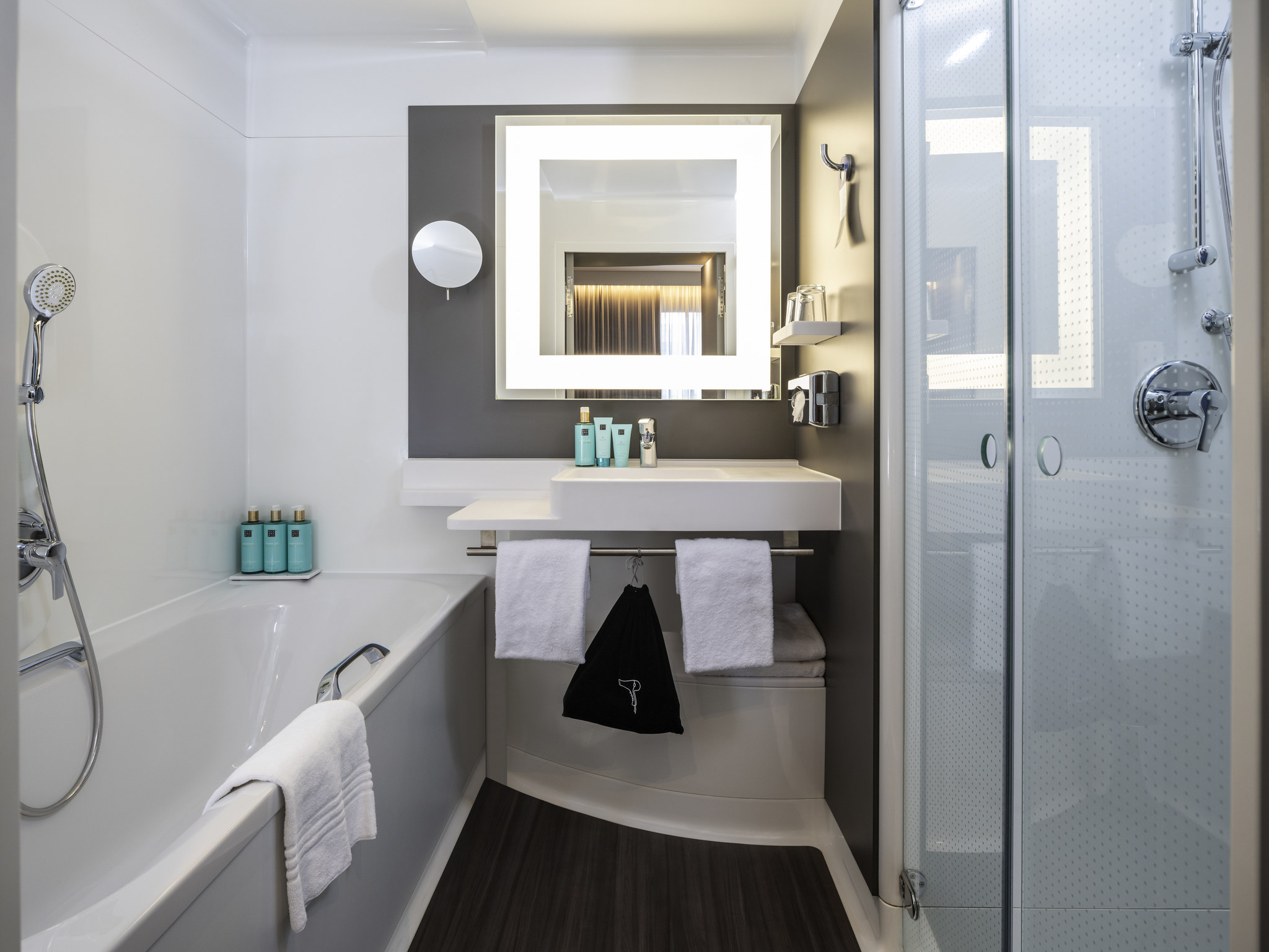 Foto - Novotel Suites Wien City Donau