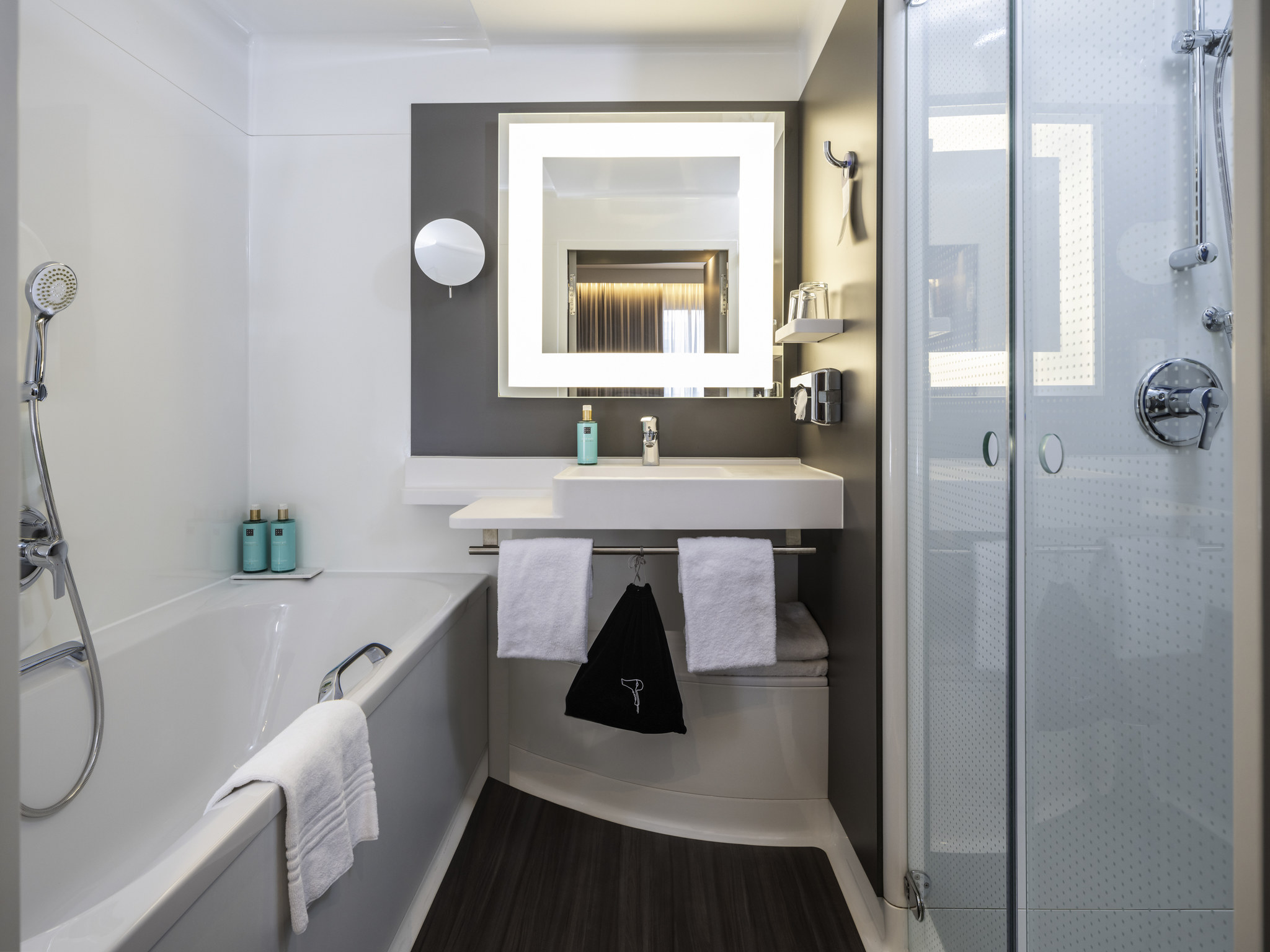 Foto - Novotel Suites Wien City Donau