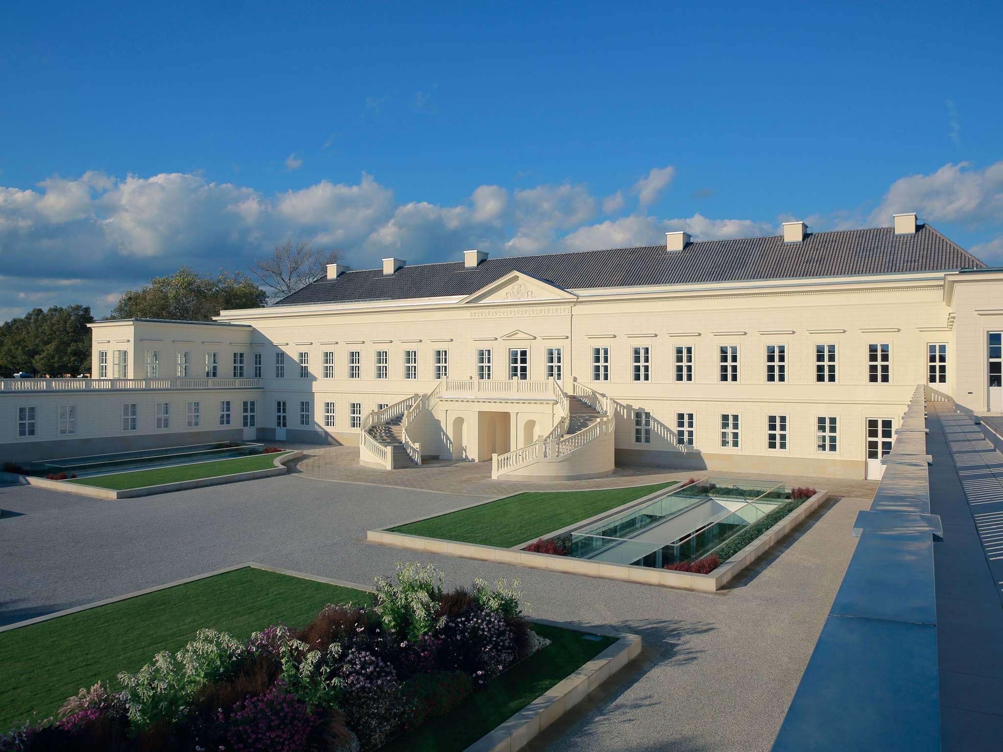 Photo - Novotel Suites Hannover