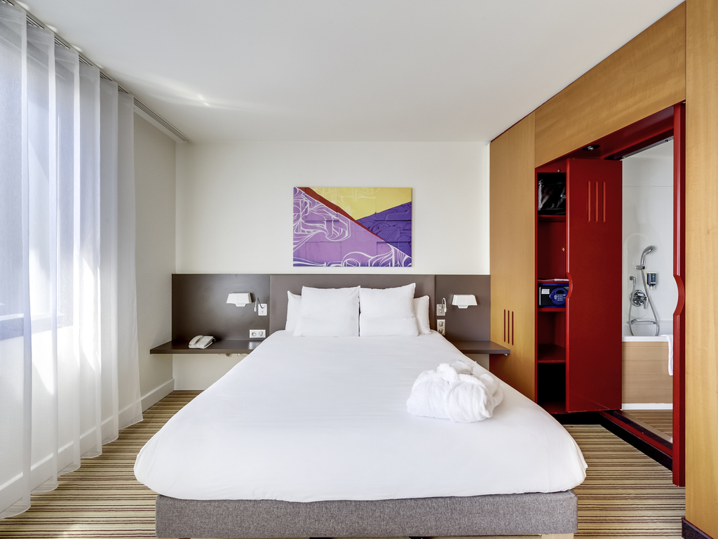 Novotel Suites Paris Nord 18ème - Image 2