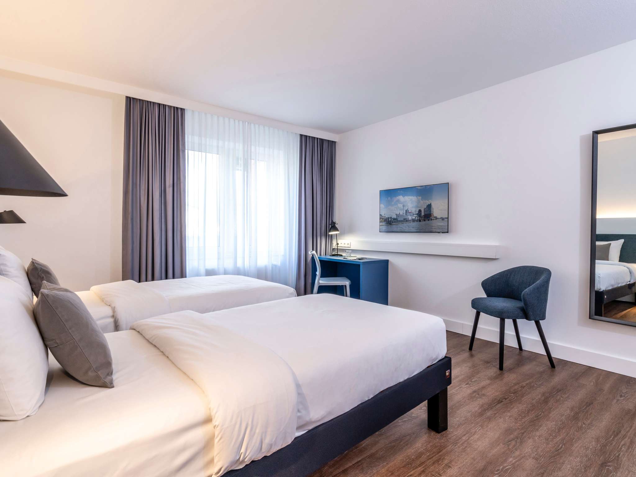 Photo - ibis Styles Hamburg Alster City