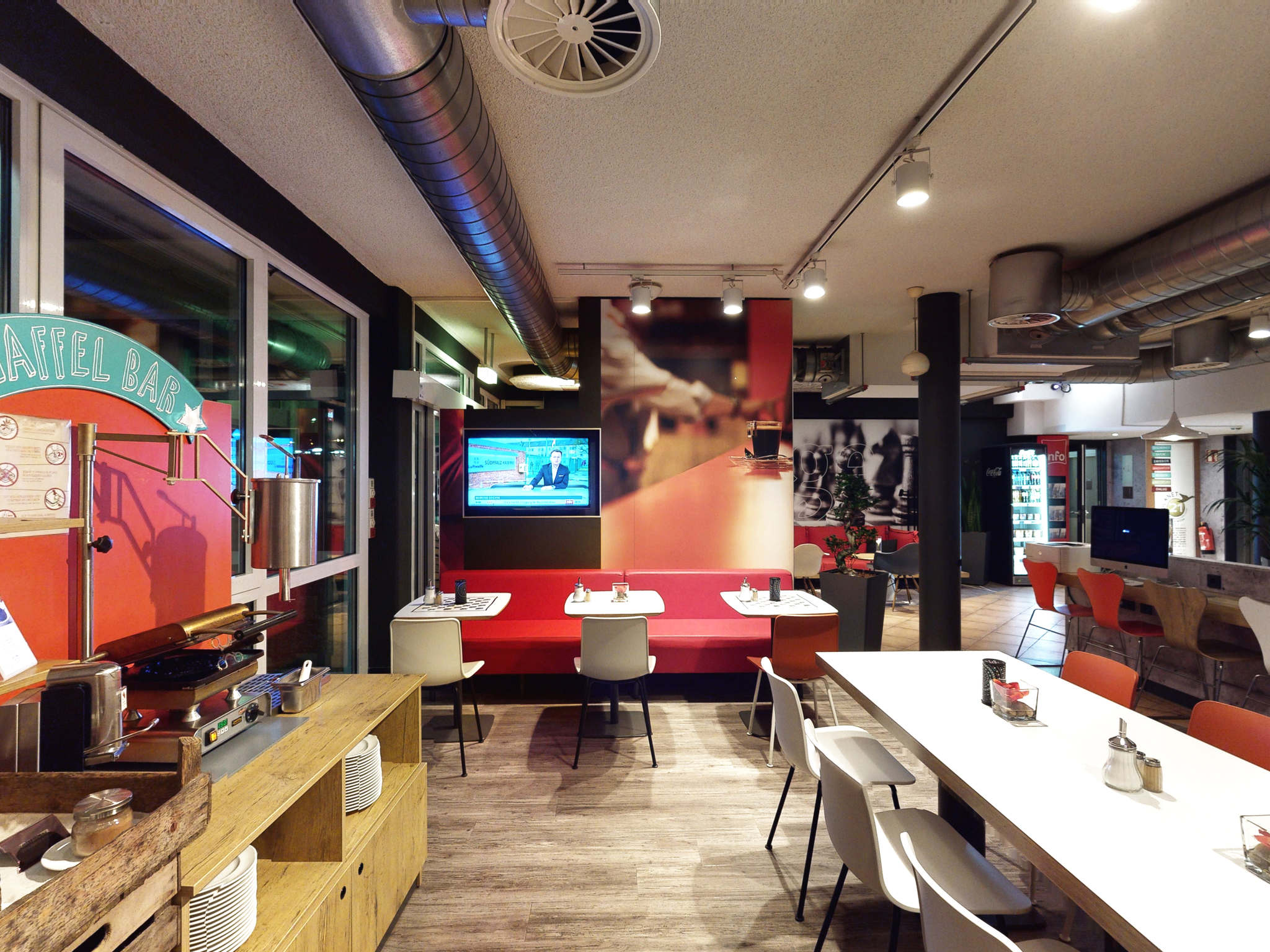 Photo - ibis Hotel Köln Airport