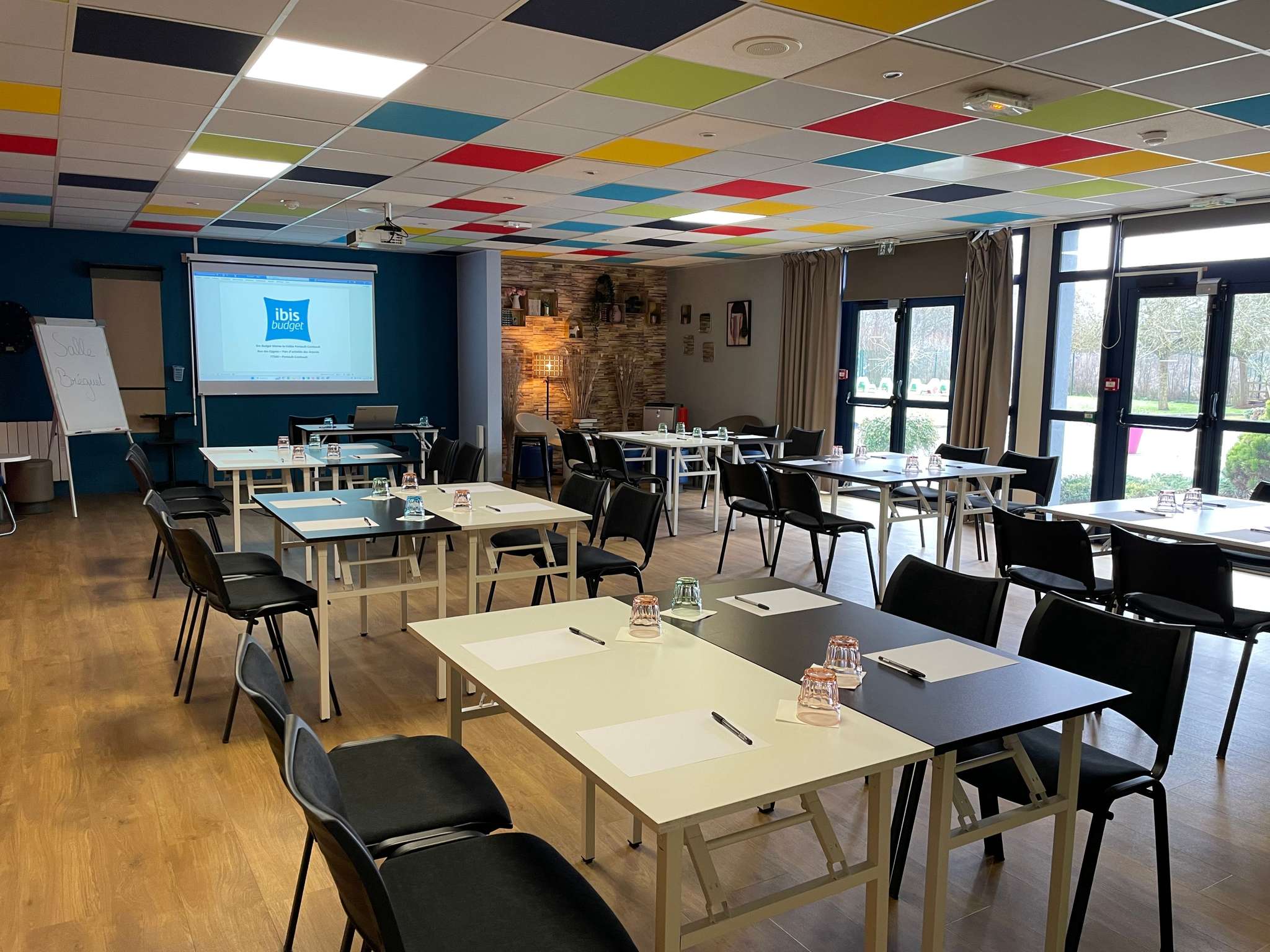 Photo - ibis budget Marne la Vallée Pontault Combault