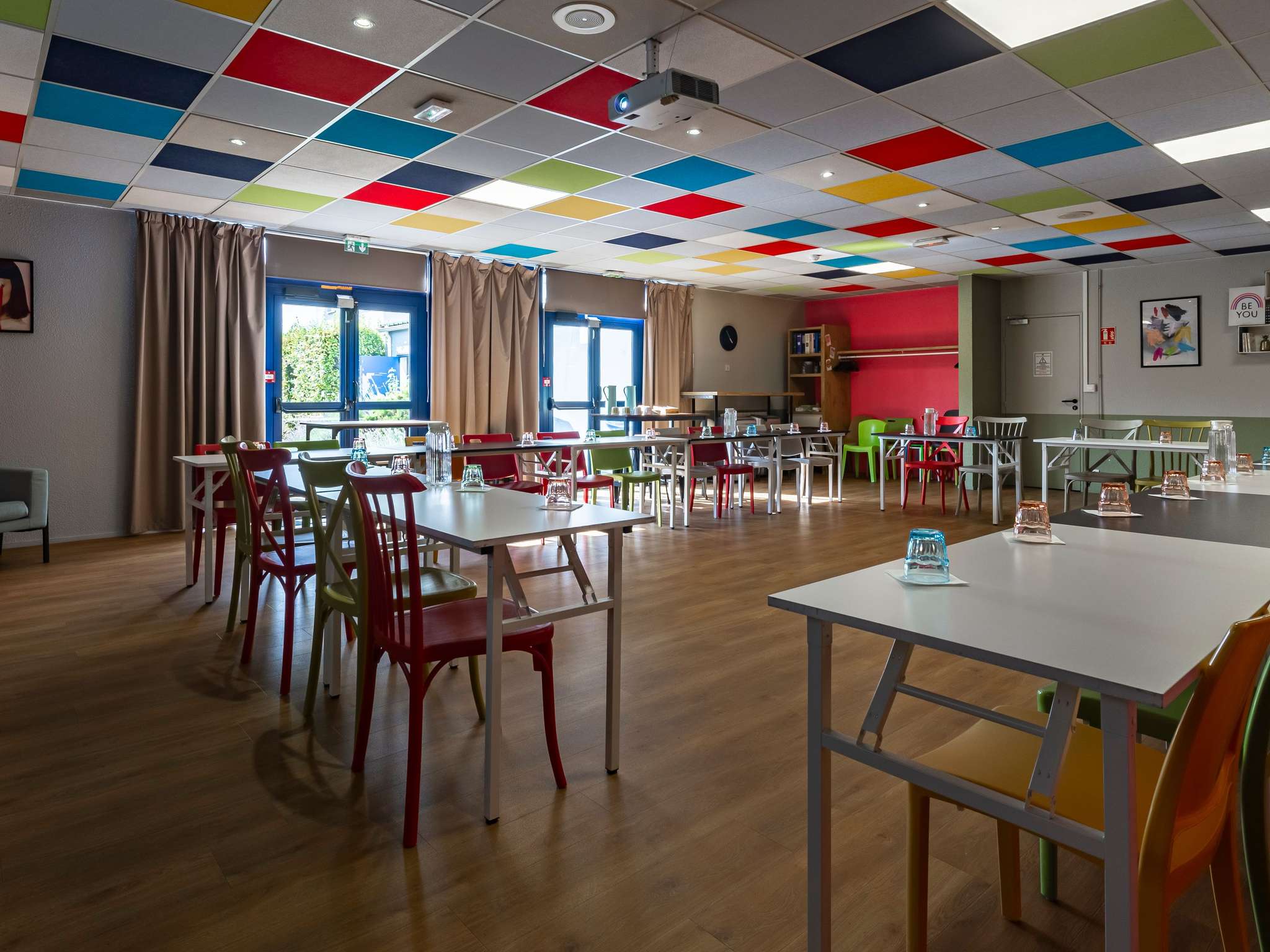 Photo - ibis budget Marne la Vallée Pontault Combault