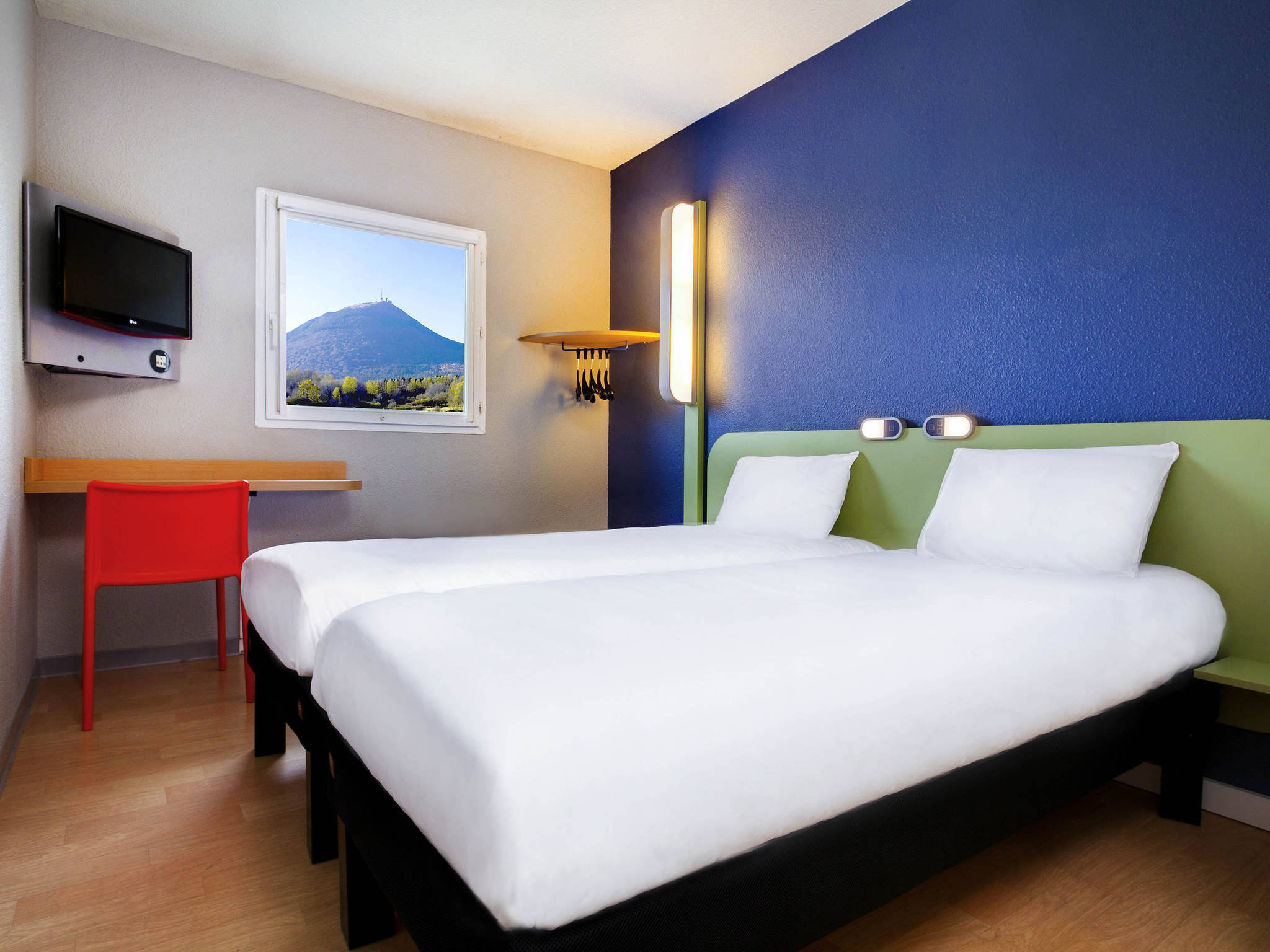 ibis budget clermont ferrand nord riom