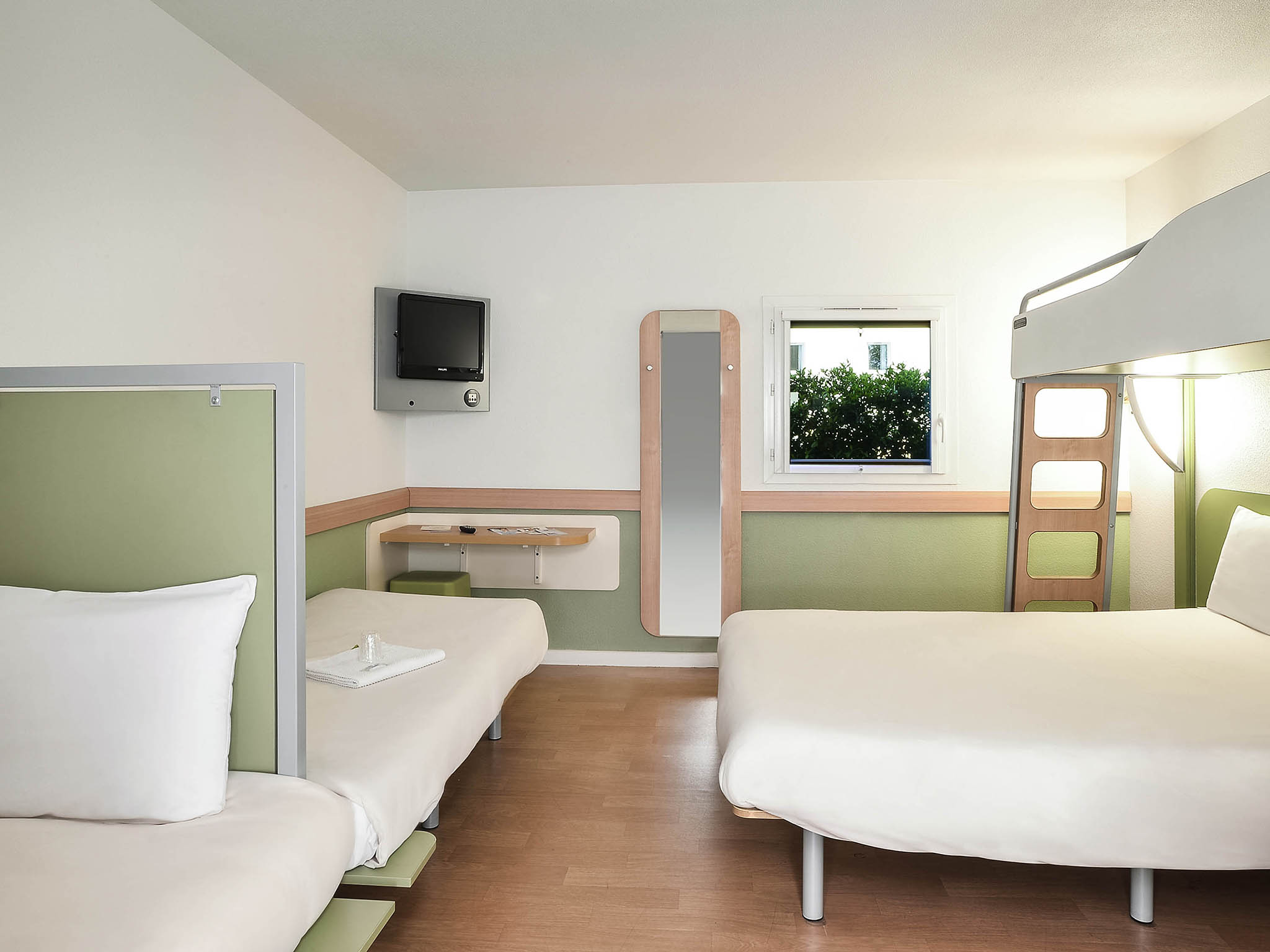 Foto - ibis Issoire