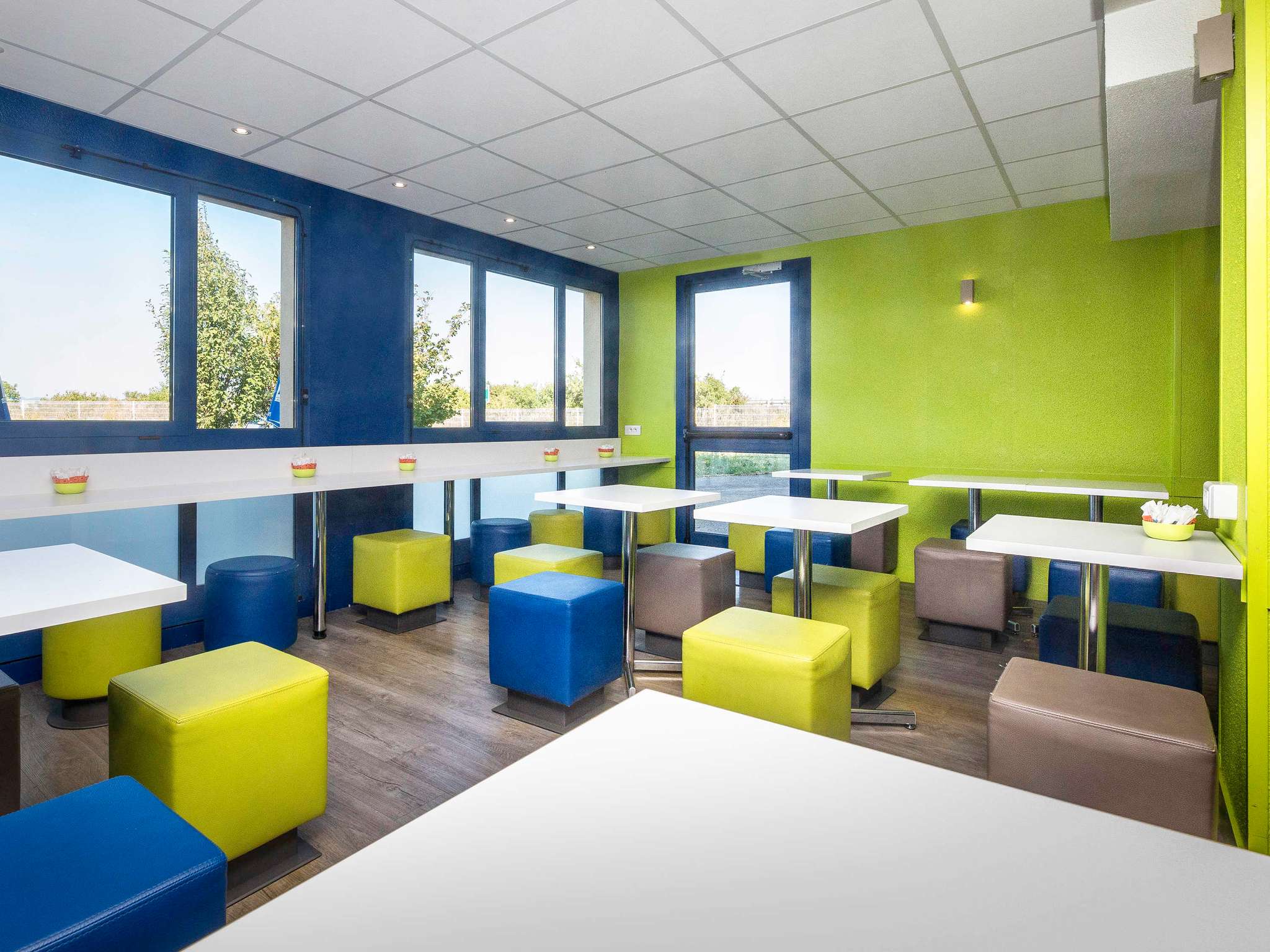 Photo - ibis budget Lyon Est Chaponnay