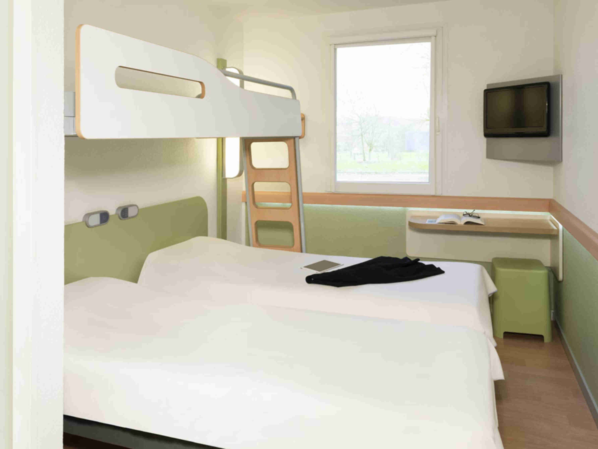 Photo - ibis budget Lyon Est Chaponnay