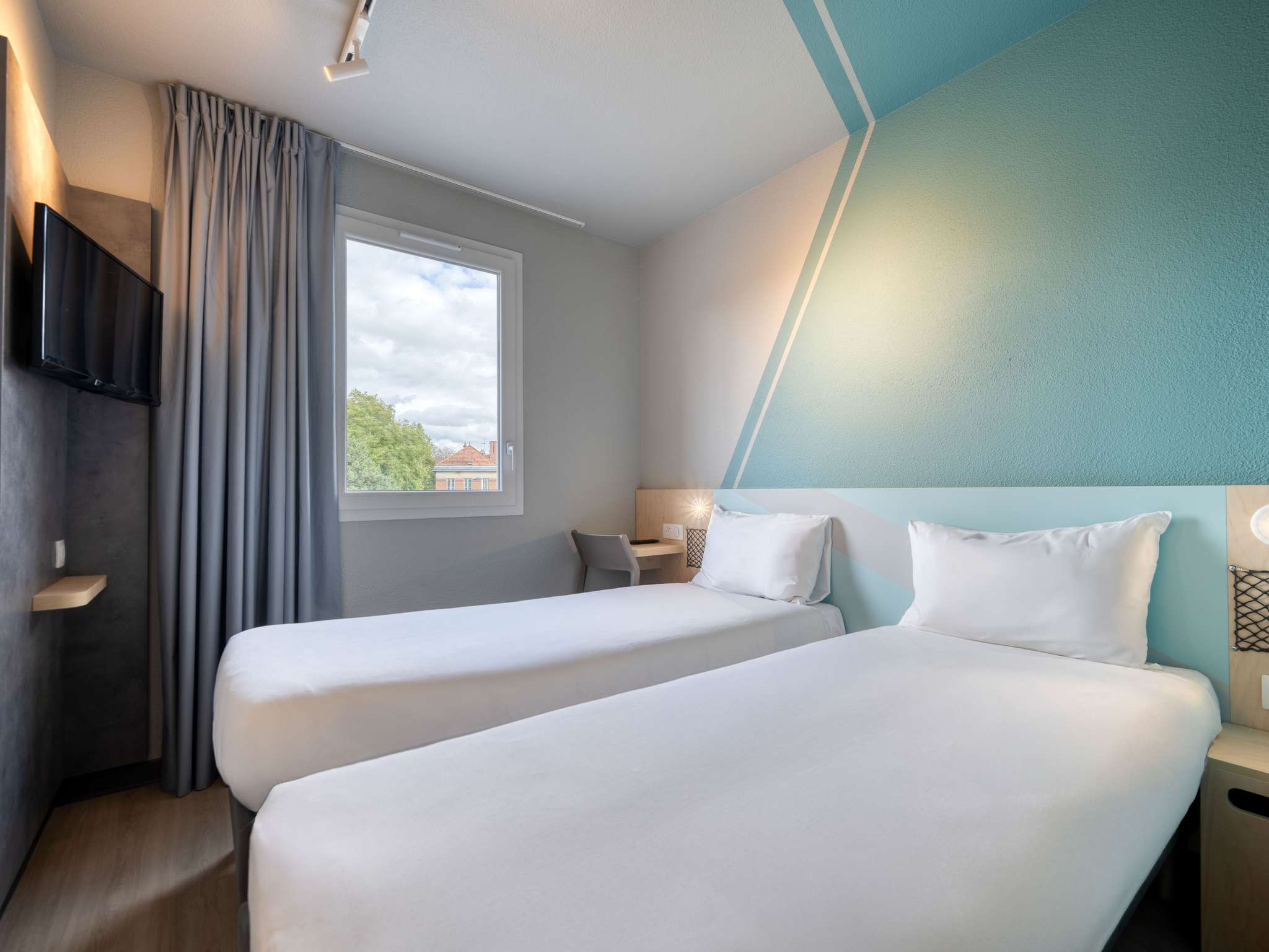 Photo - Ibis Orly Chevilly Tram 7