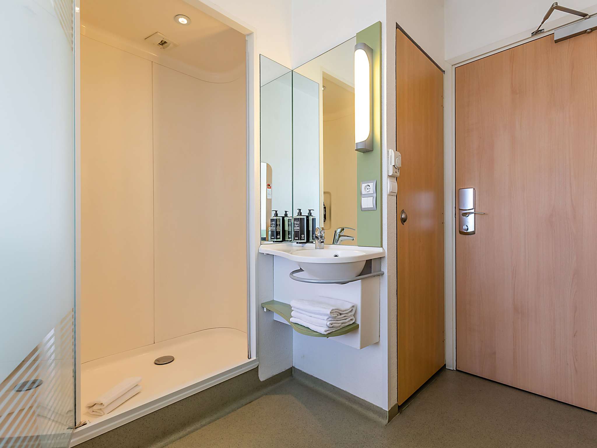 Foto - Hotel ibis Budget Porto Gaia