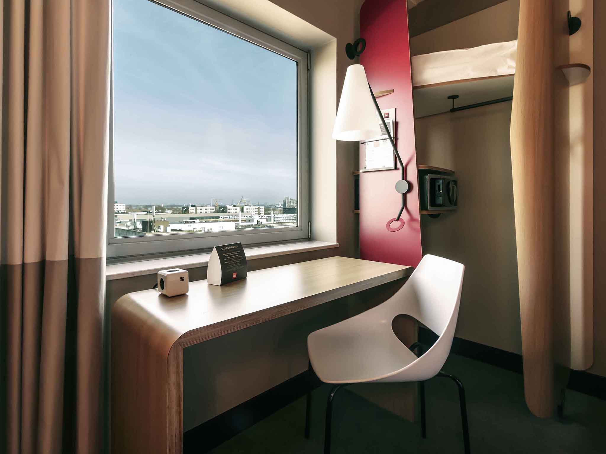 Photo - ibis Amsterdam City West