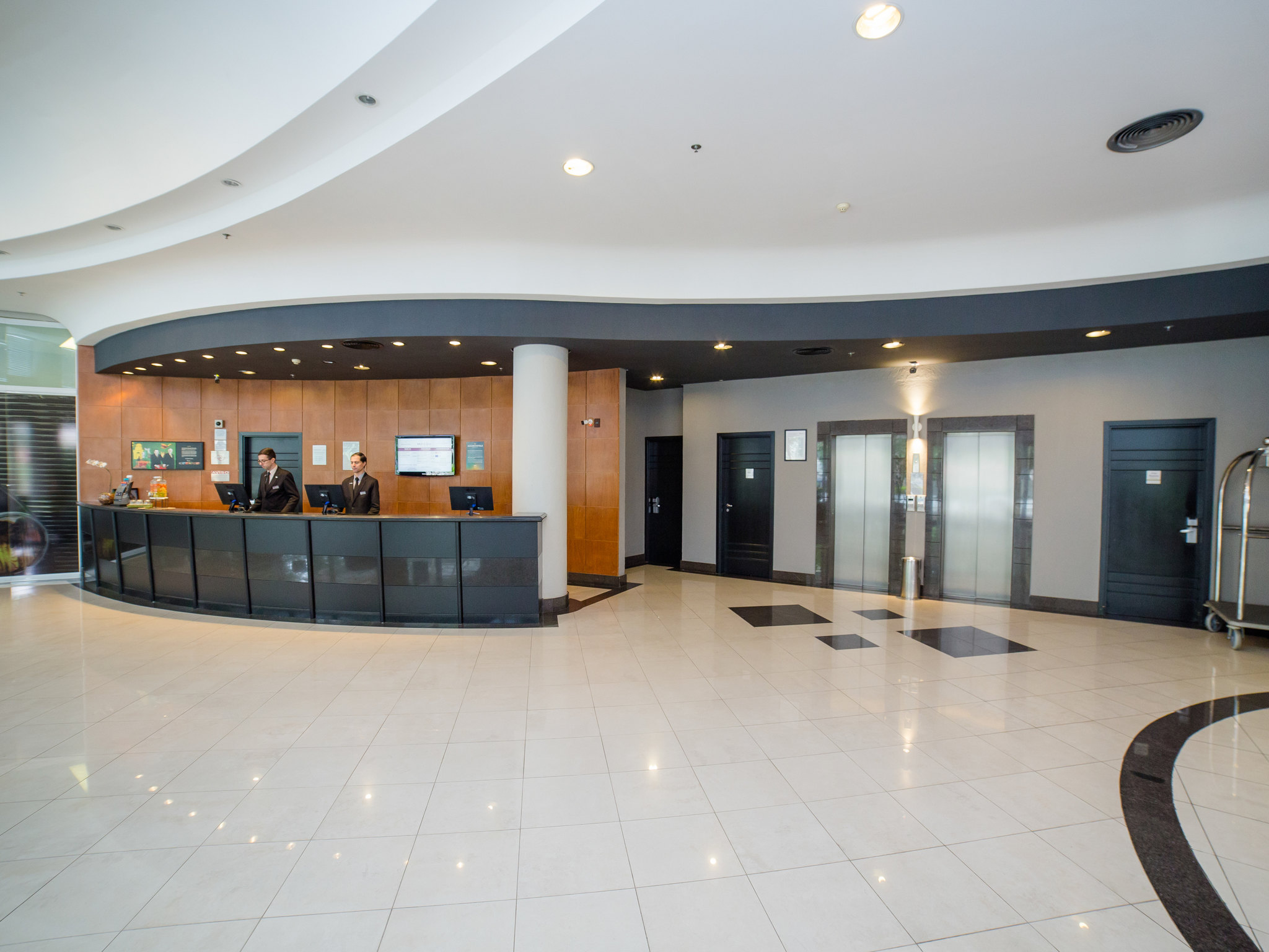 Mercure Santo Andre Hotel Book On The Official Web Site