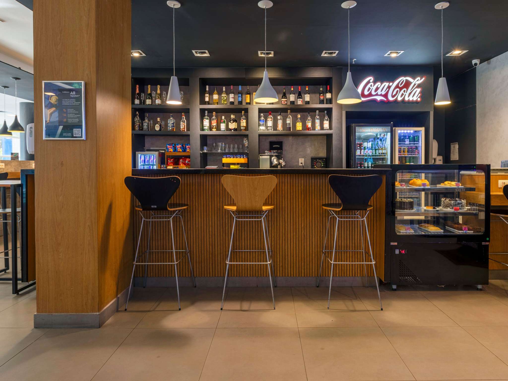 Photo - Ibis Salvador Rio Vermelho