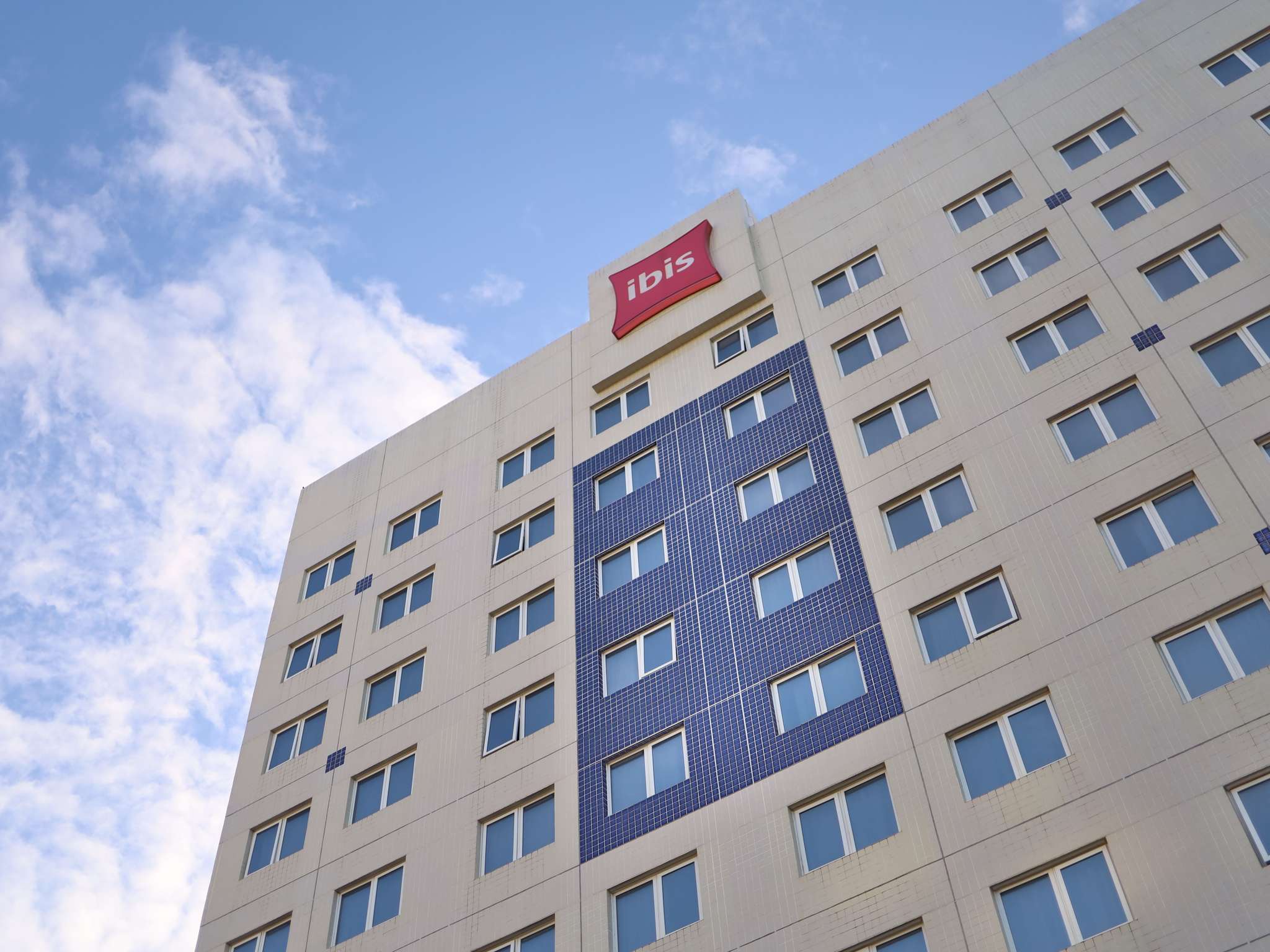 Photo - Ibis Salvador Rio Vermelho