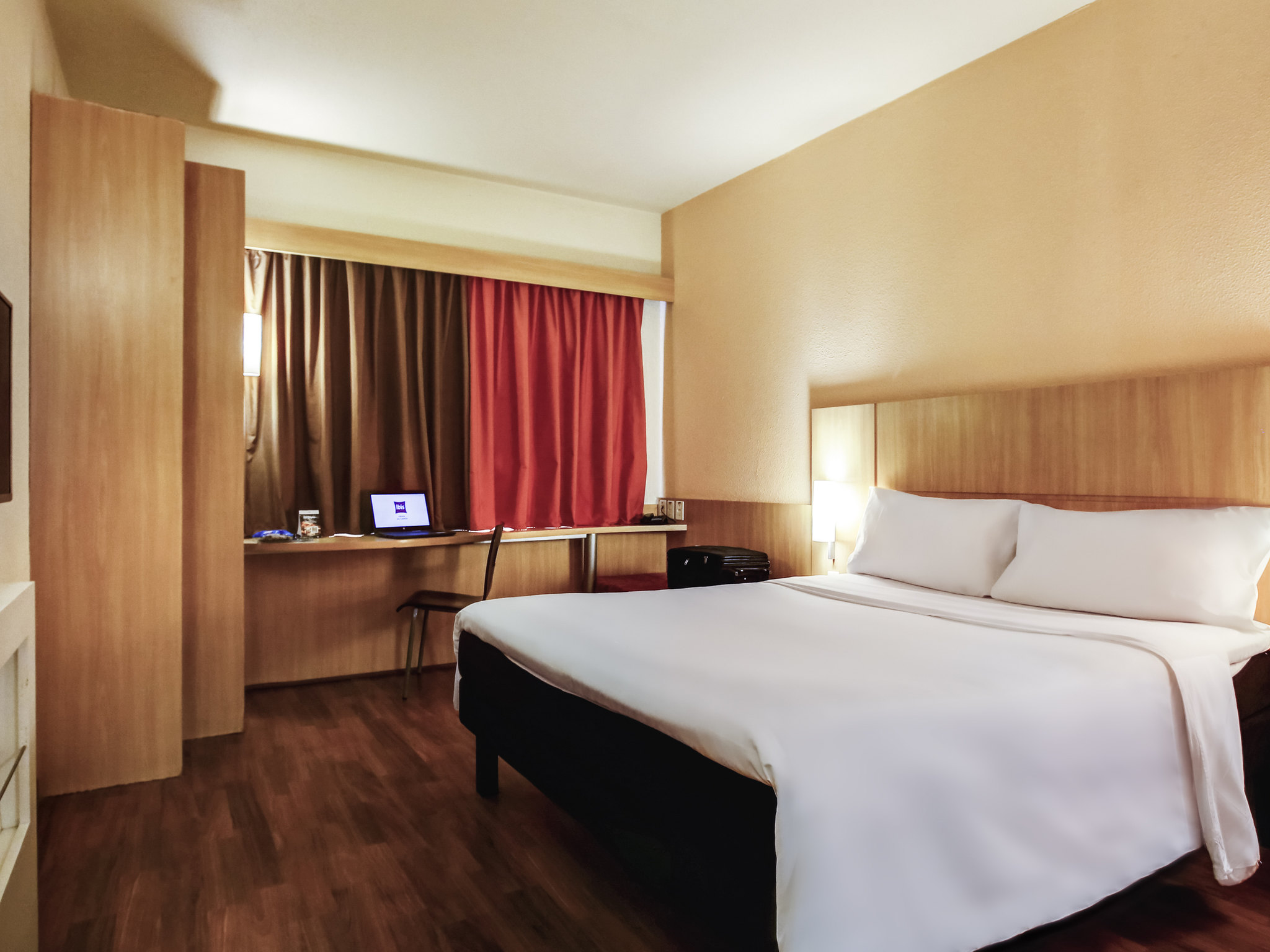 Photo - ibis Vitoria Praia do Canto