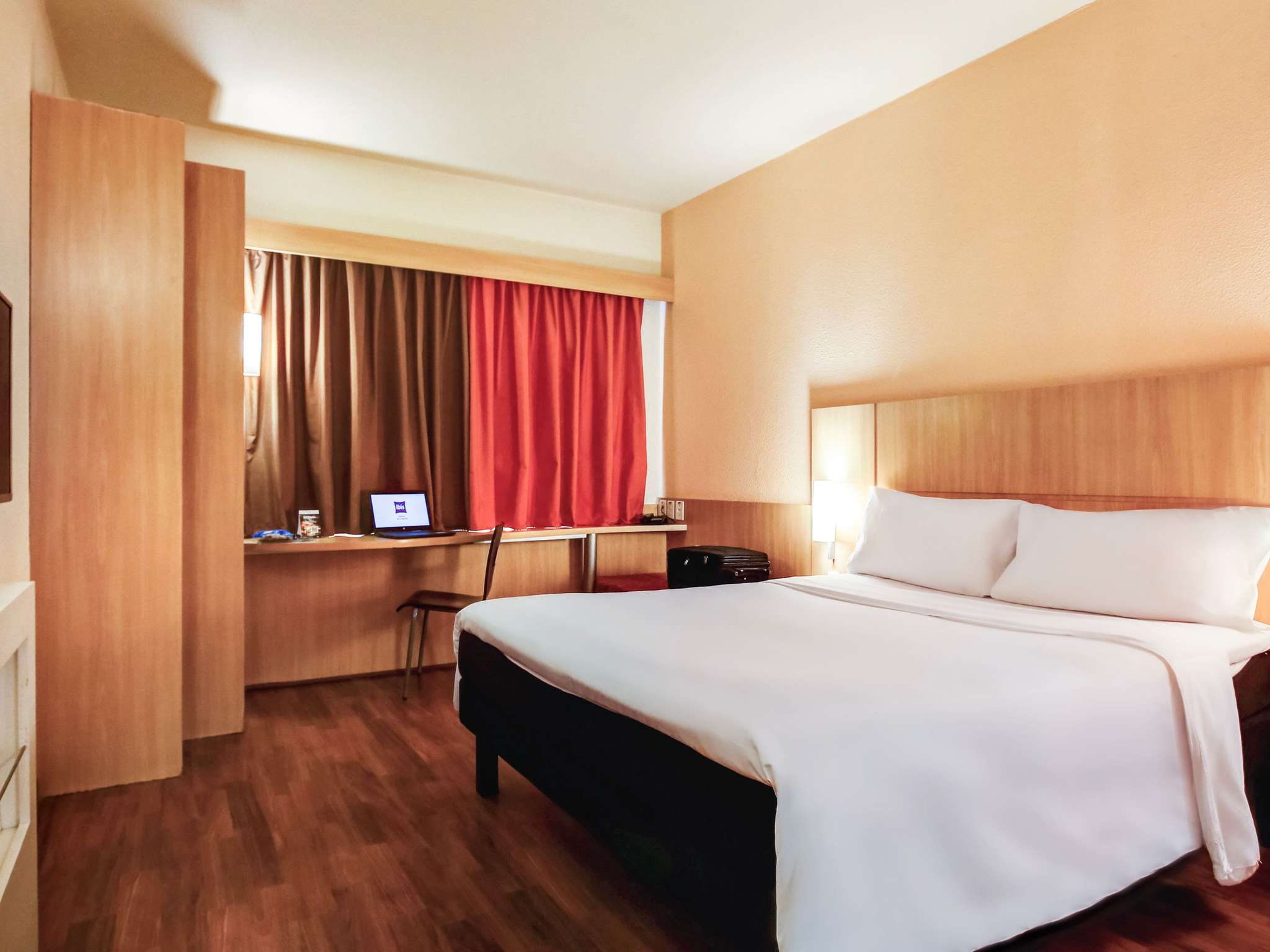 Photo - ibis Vitoria Praia do Canto