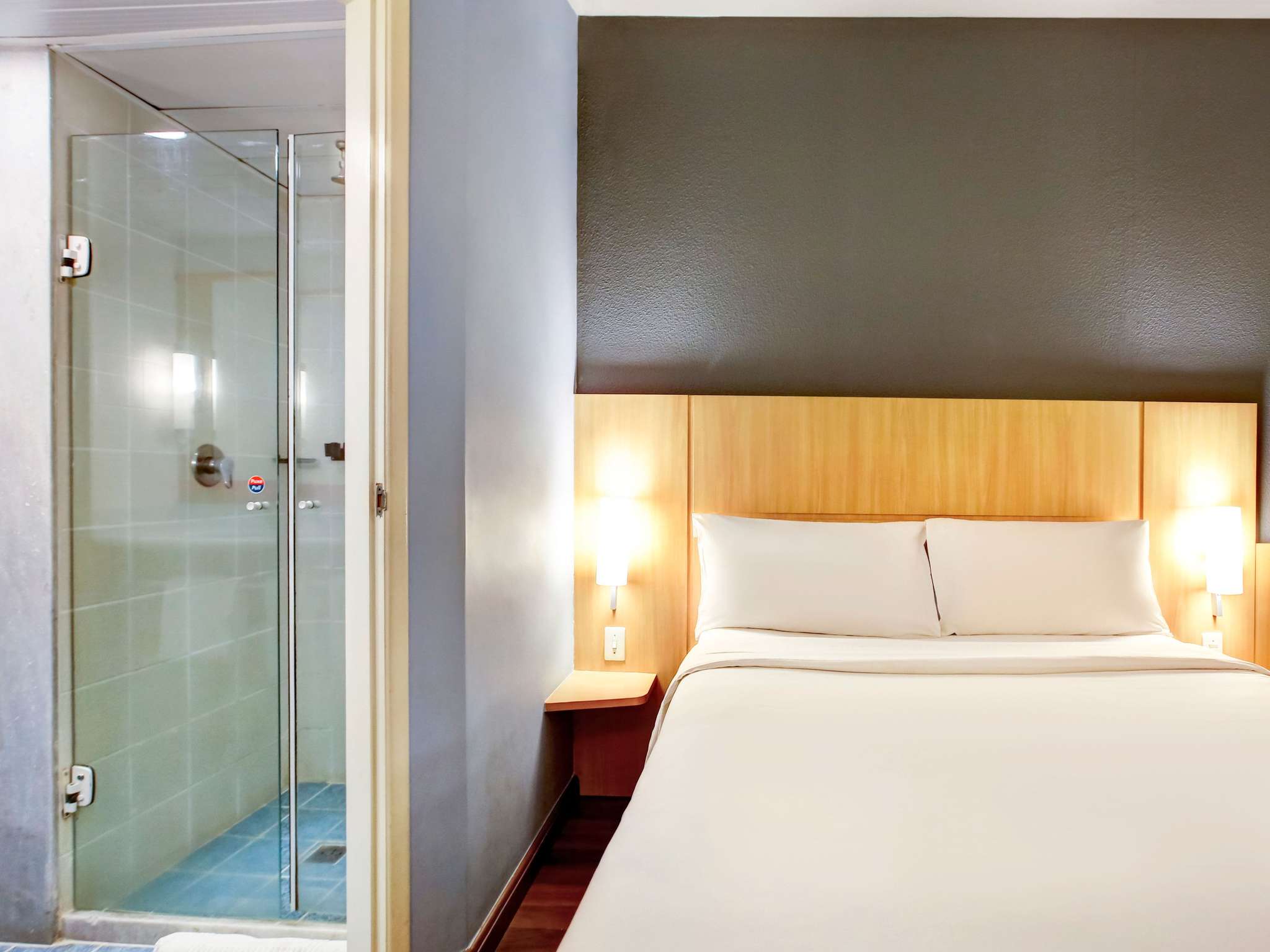 Photo - ibis Vitoria Praia do Canto