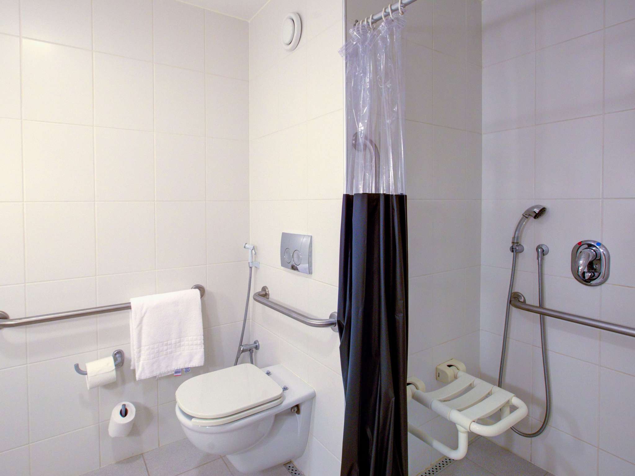 Photo - ibis Vitoria Praia do Canto