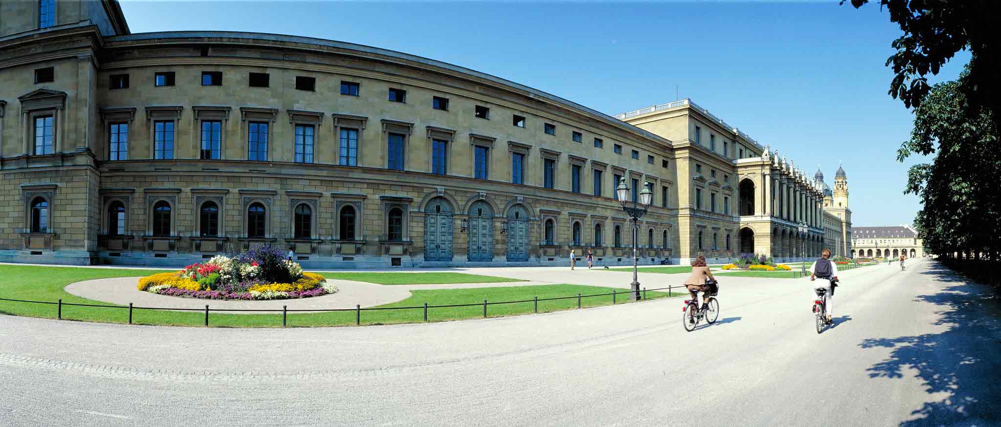 Photo - Novotel Suites München Parkstadt Schwabing