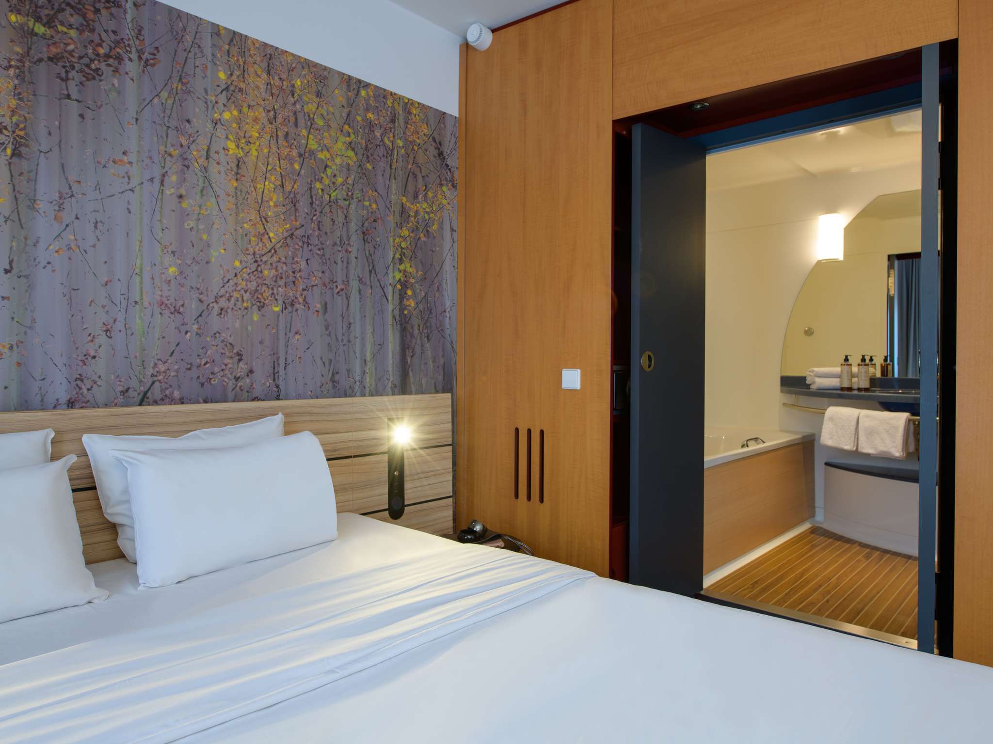 Photo - Novotel Suites München Parkstadt Schwabing