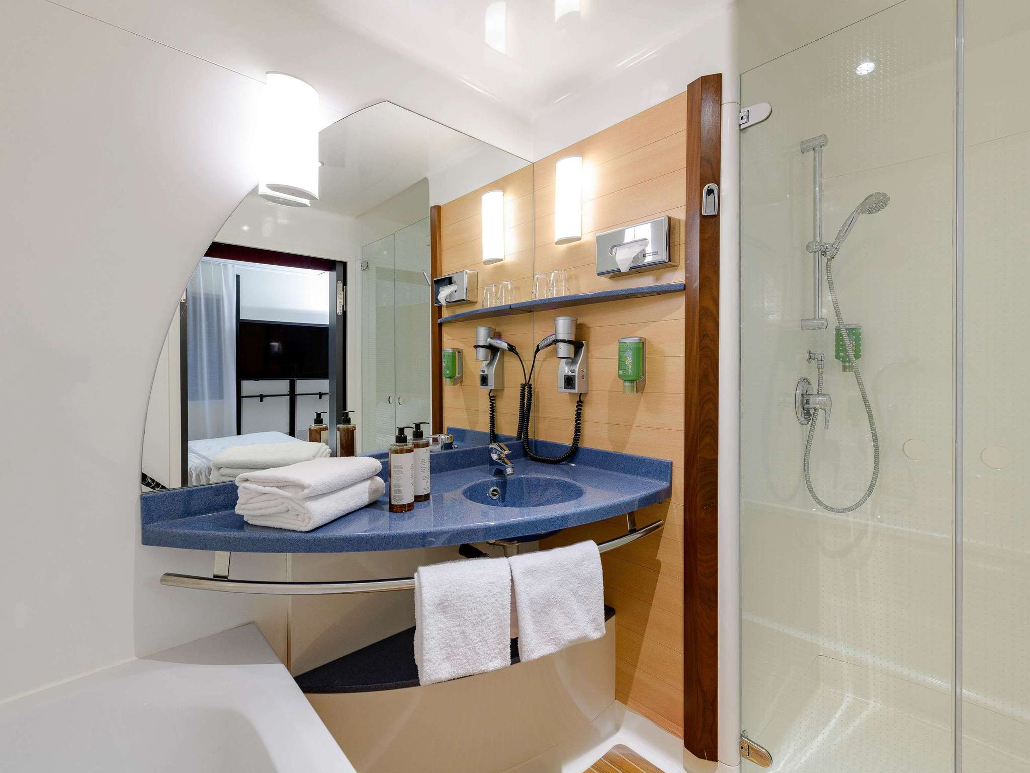 Photo - Novotel Suites München Parkstadt Schwabing