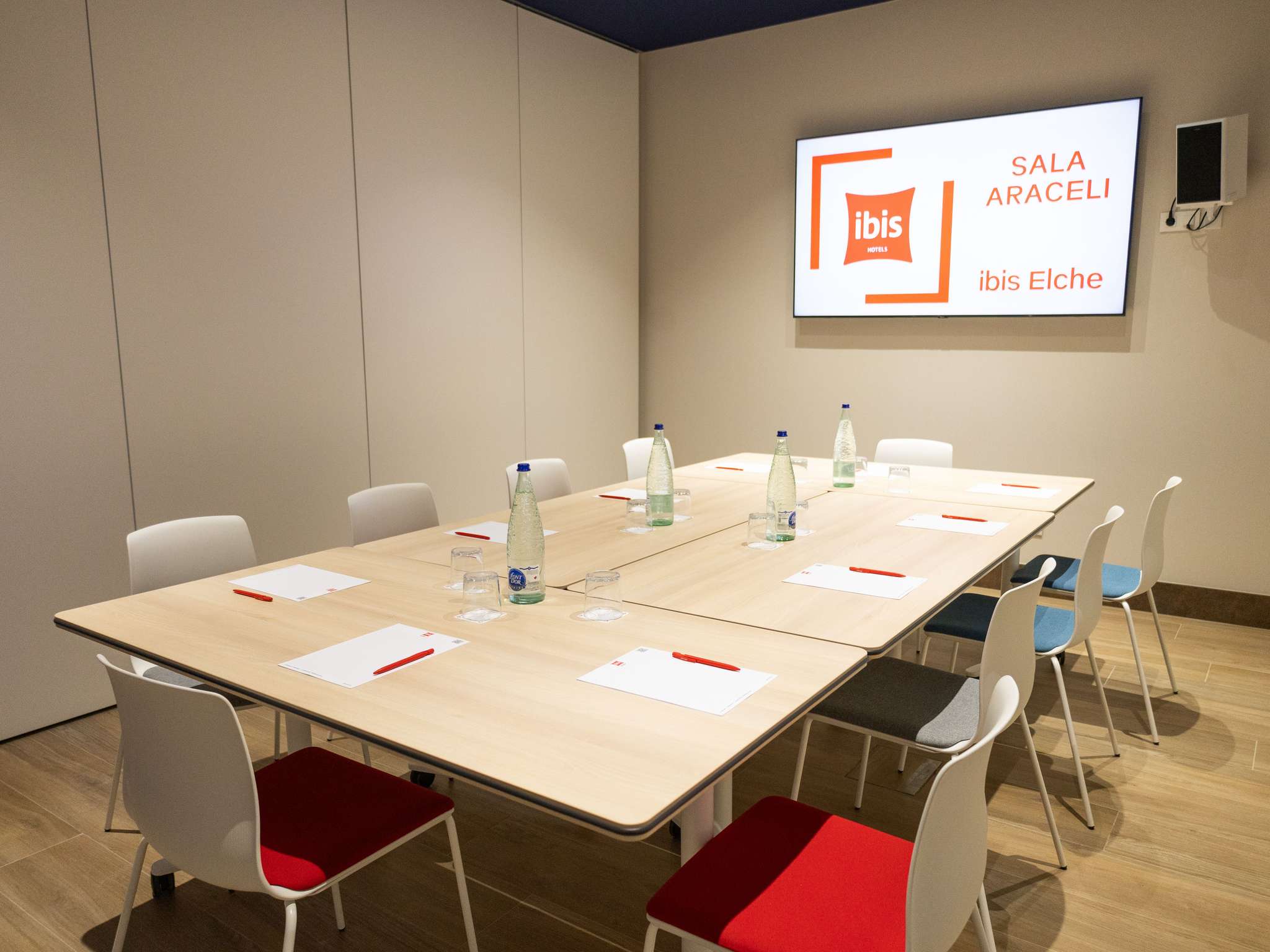 Photo - Ibis Elche