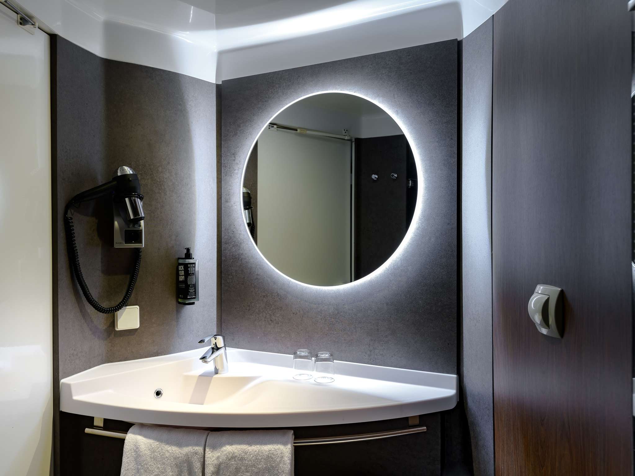 Photo - ibis München Parkstadt Schwabing