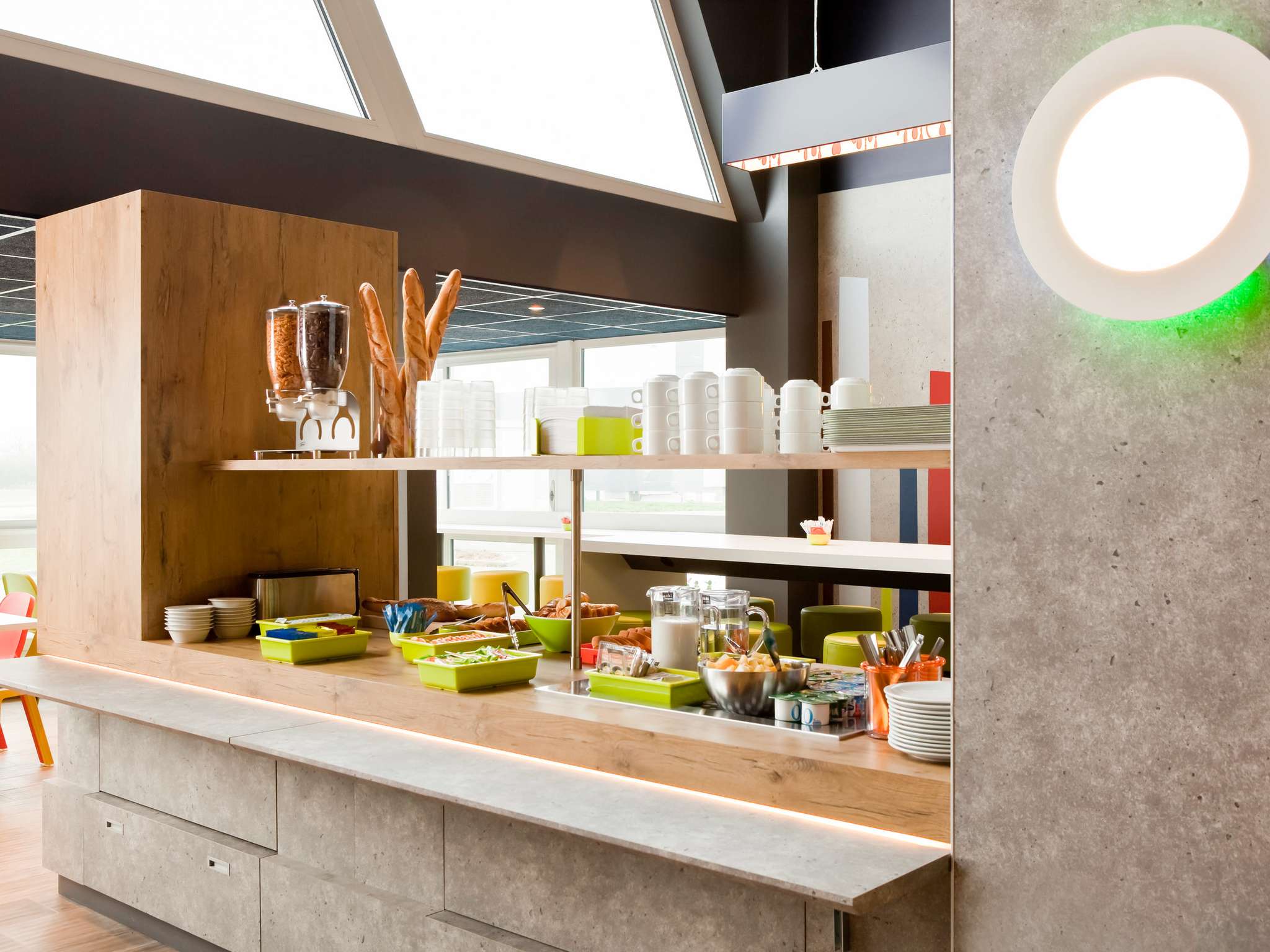 Photo - ibis budget Pontault Combault RN4 Marne La Vallée