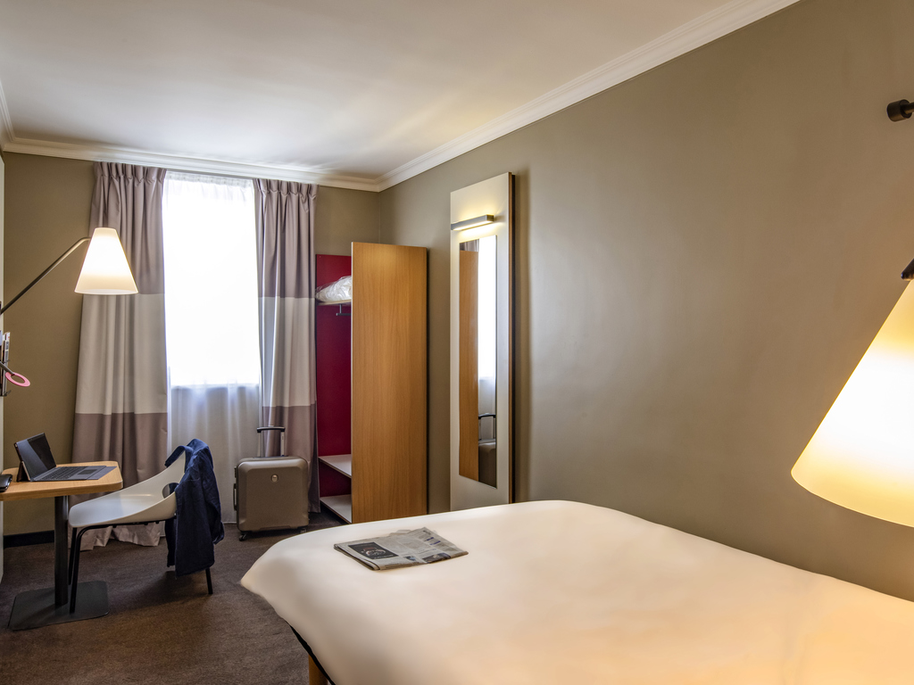 hotel ibis tour montparnasse