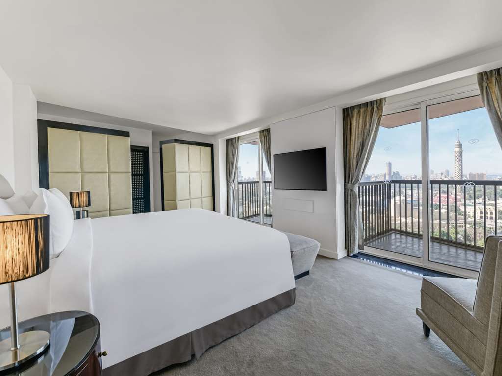 Suite Impériale, 1 Lit King, vue panoramique sur le Nil, salon, salle à manger, balcons privés — photo 3