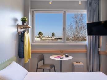Картинки по запросу Viladecans Ibis Budget Aeroporto