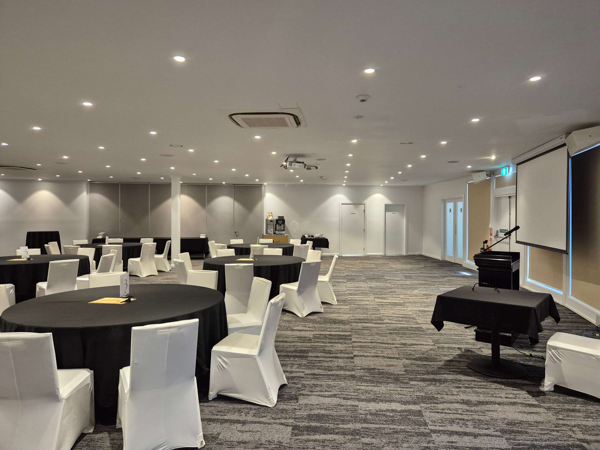 meetings and events mercure canberra