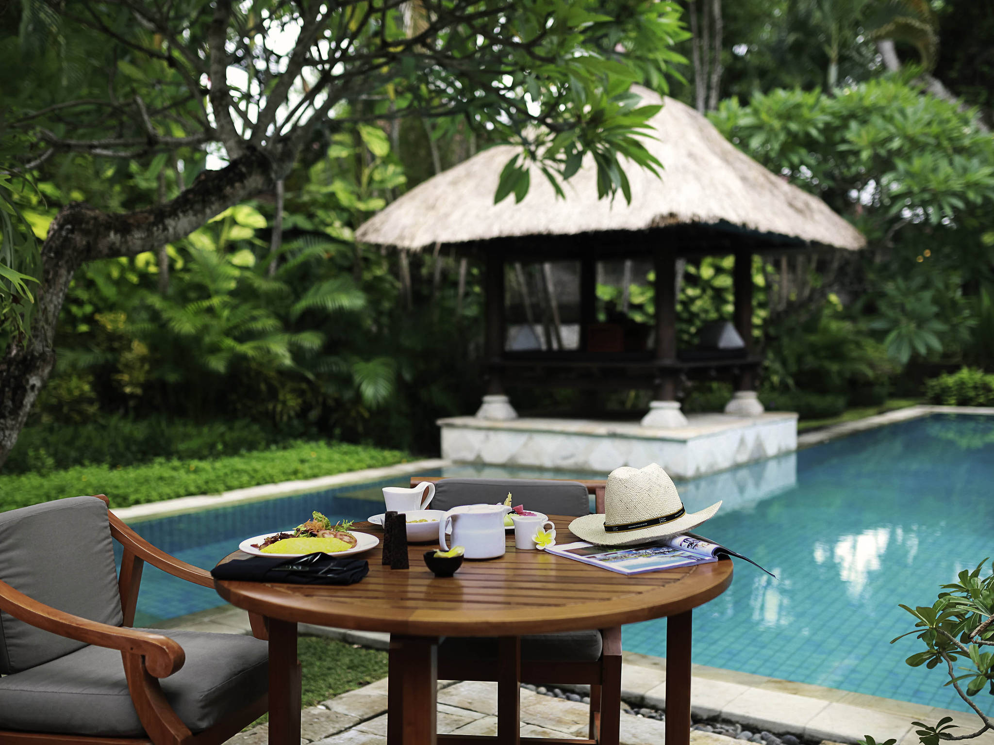 Resort En Villa S In Seminyak Royal Beach Suites The Royal Beach Seminyak Bali Mgallery By Sofitel