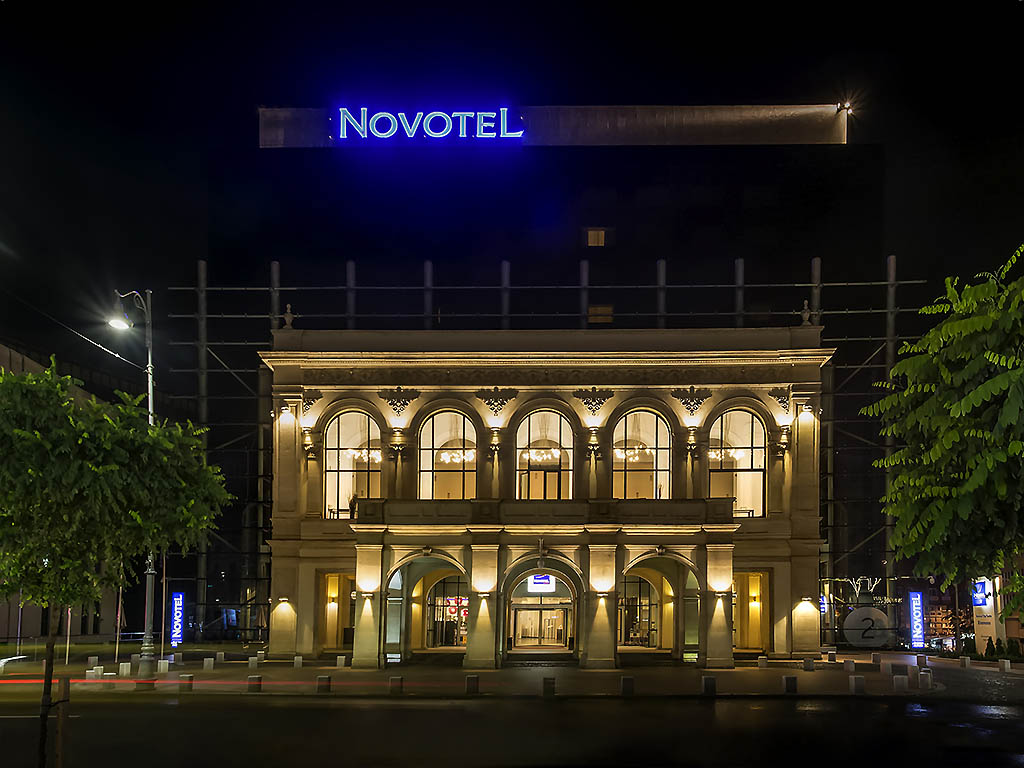 Novotel Bucharest City Centre - Image 2