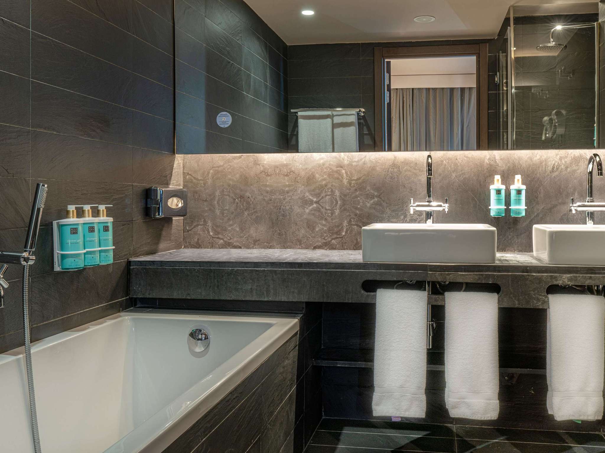 Foto - Novotel Barcelona City