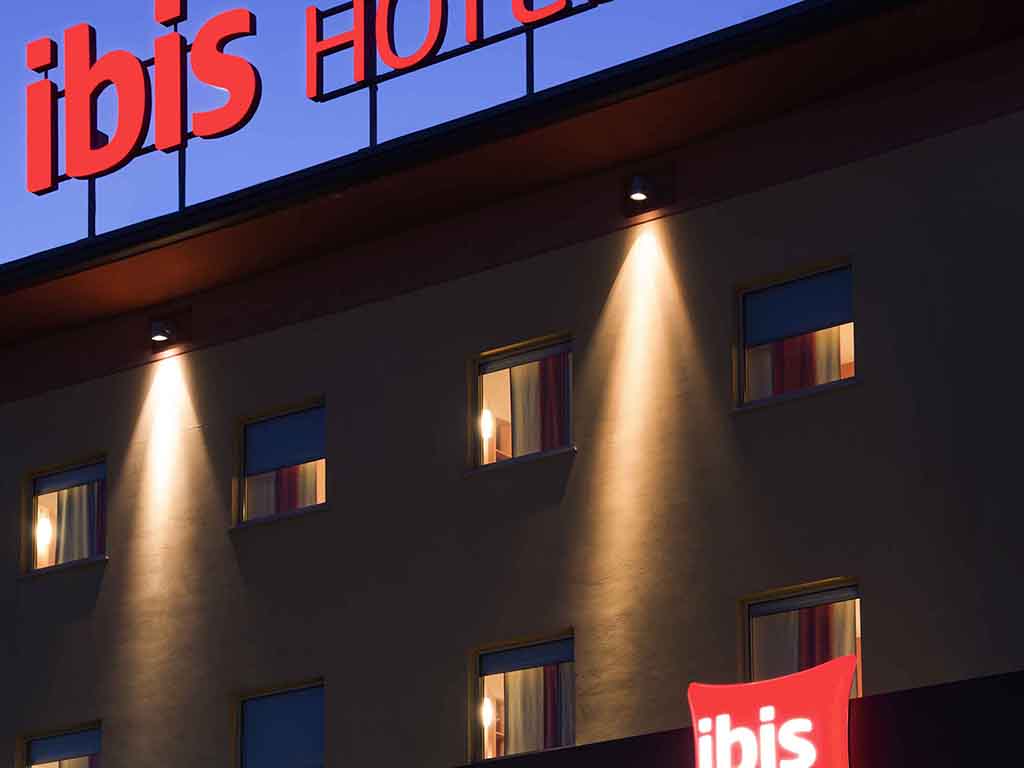 ibis Como - Image 2