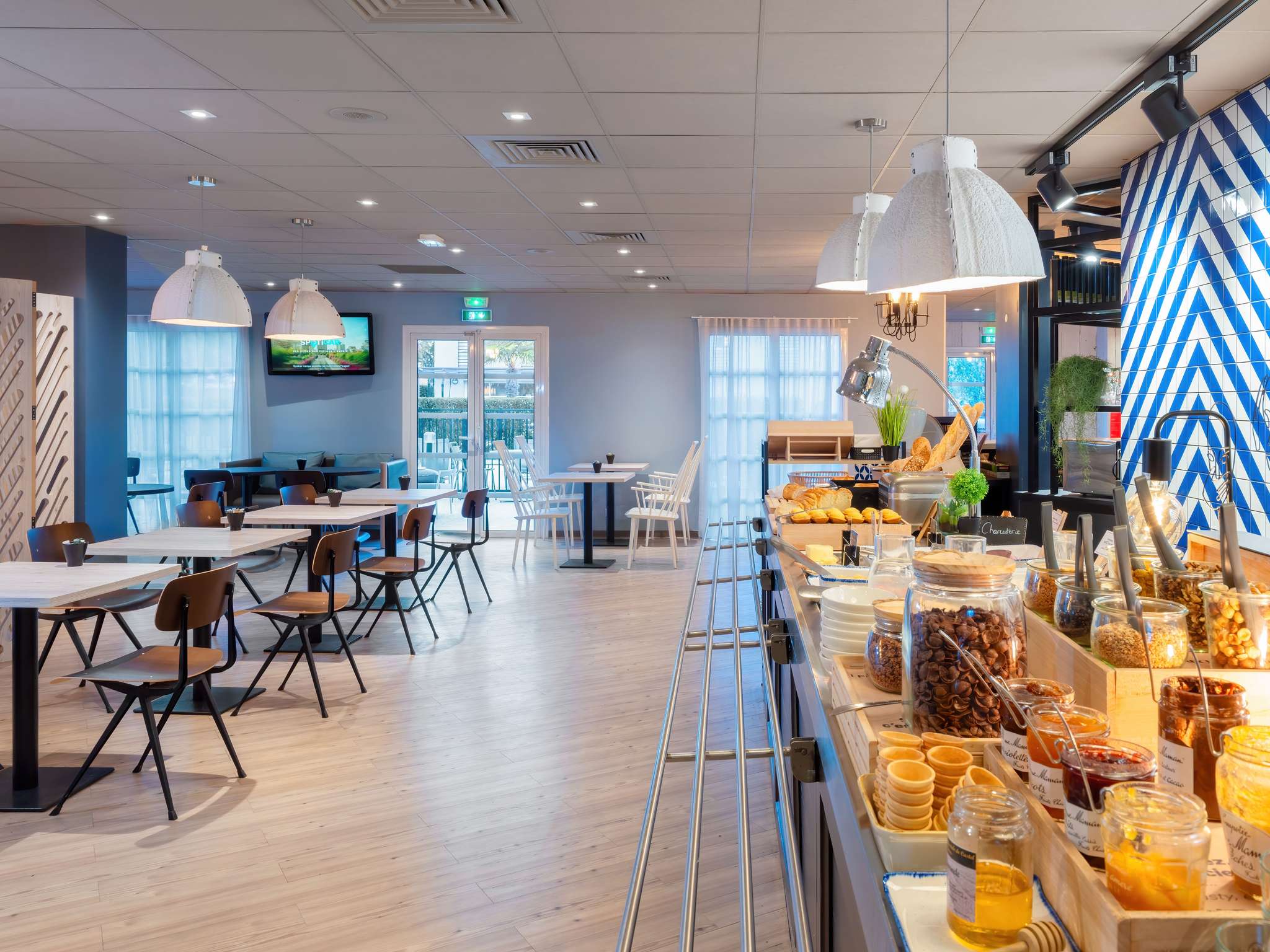 Photo - ibis Manosque Cadarache