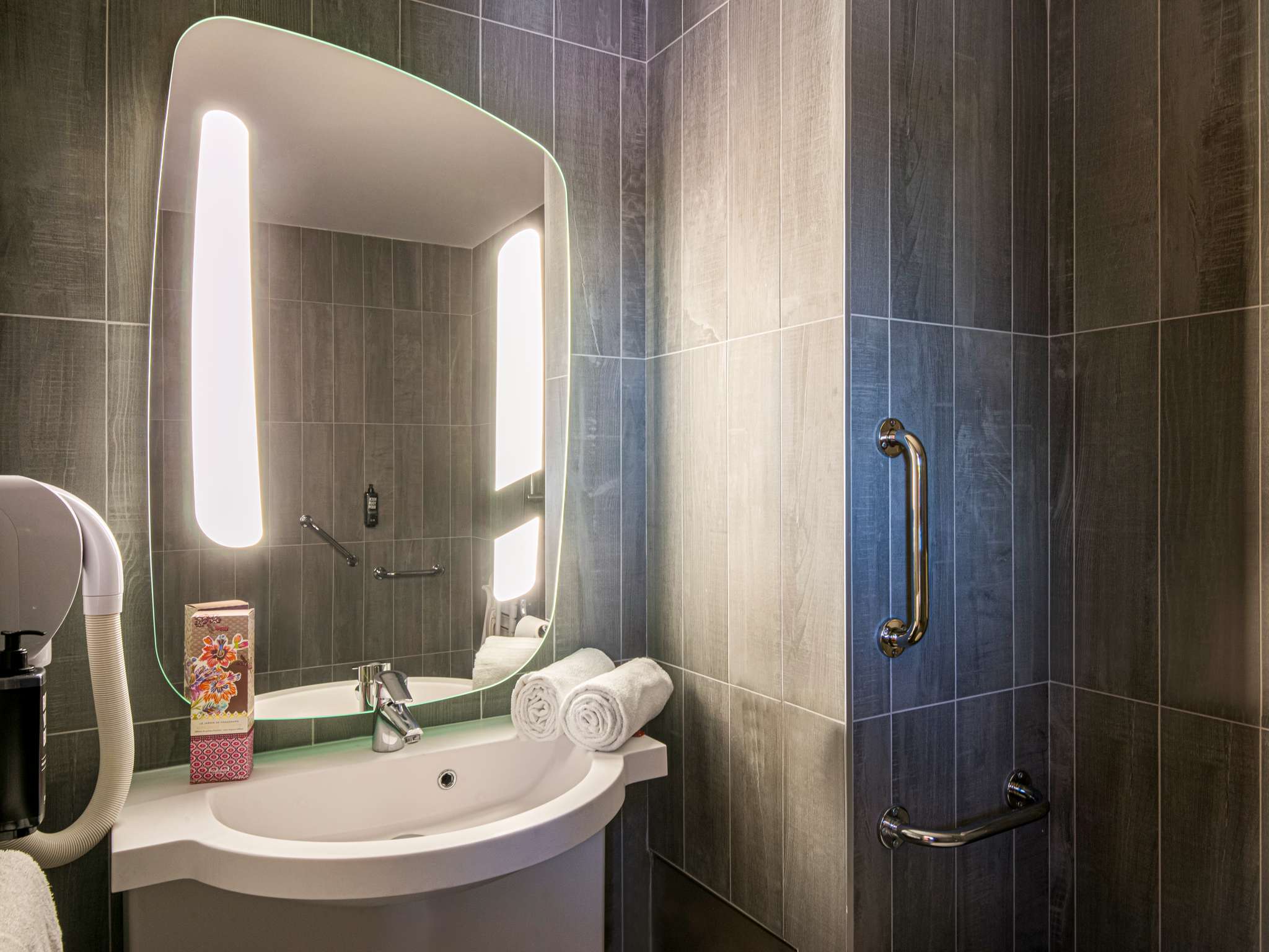 Photo - ibis Manosque Cadarache