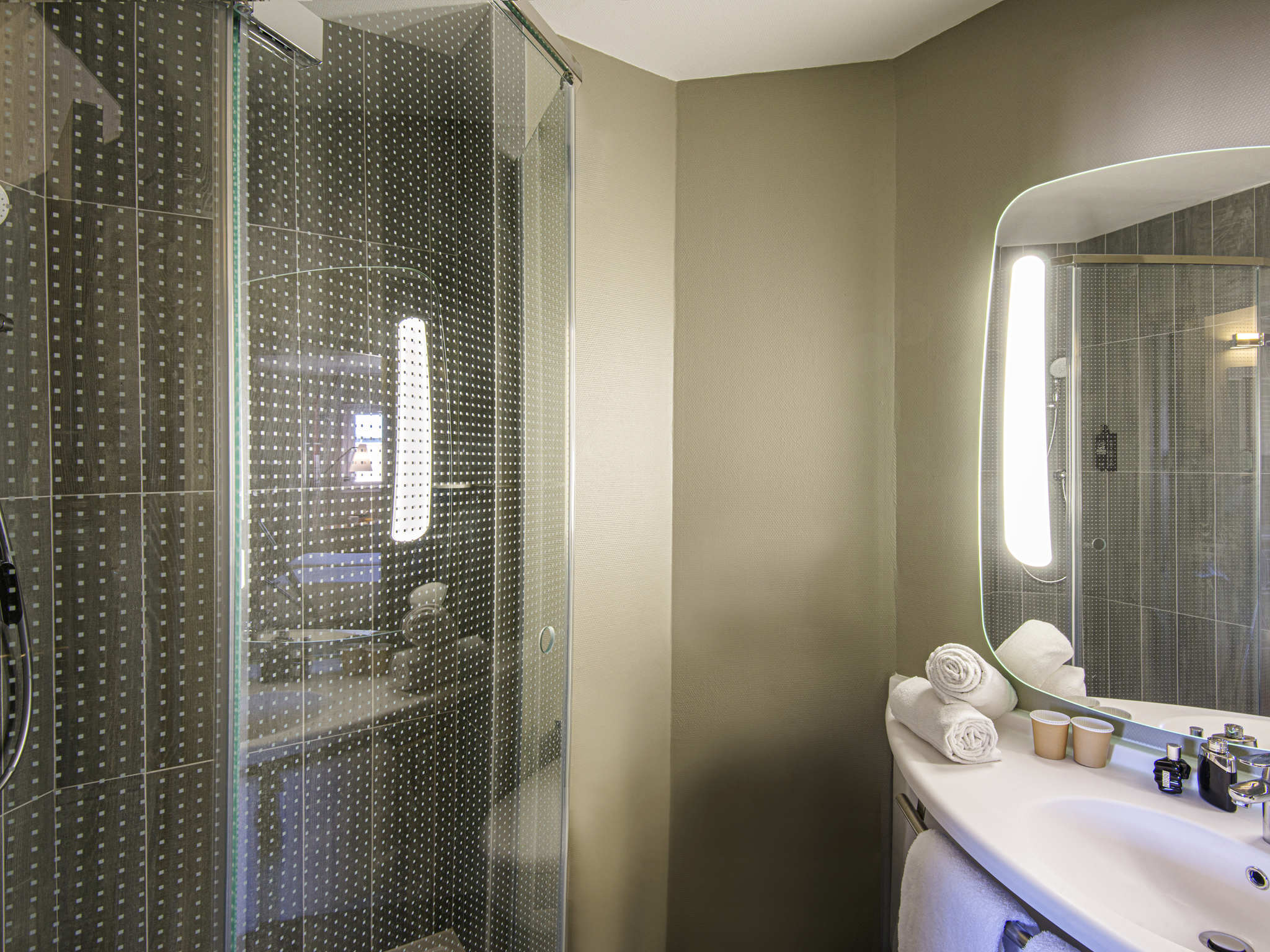 Photo - ibis Manosque Cadarache