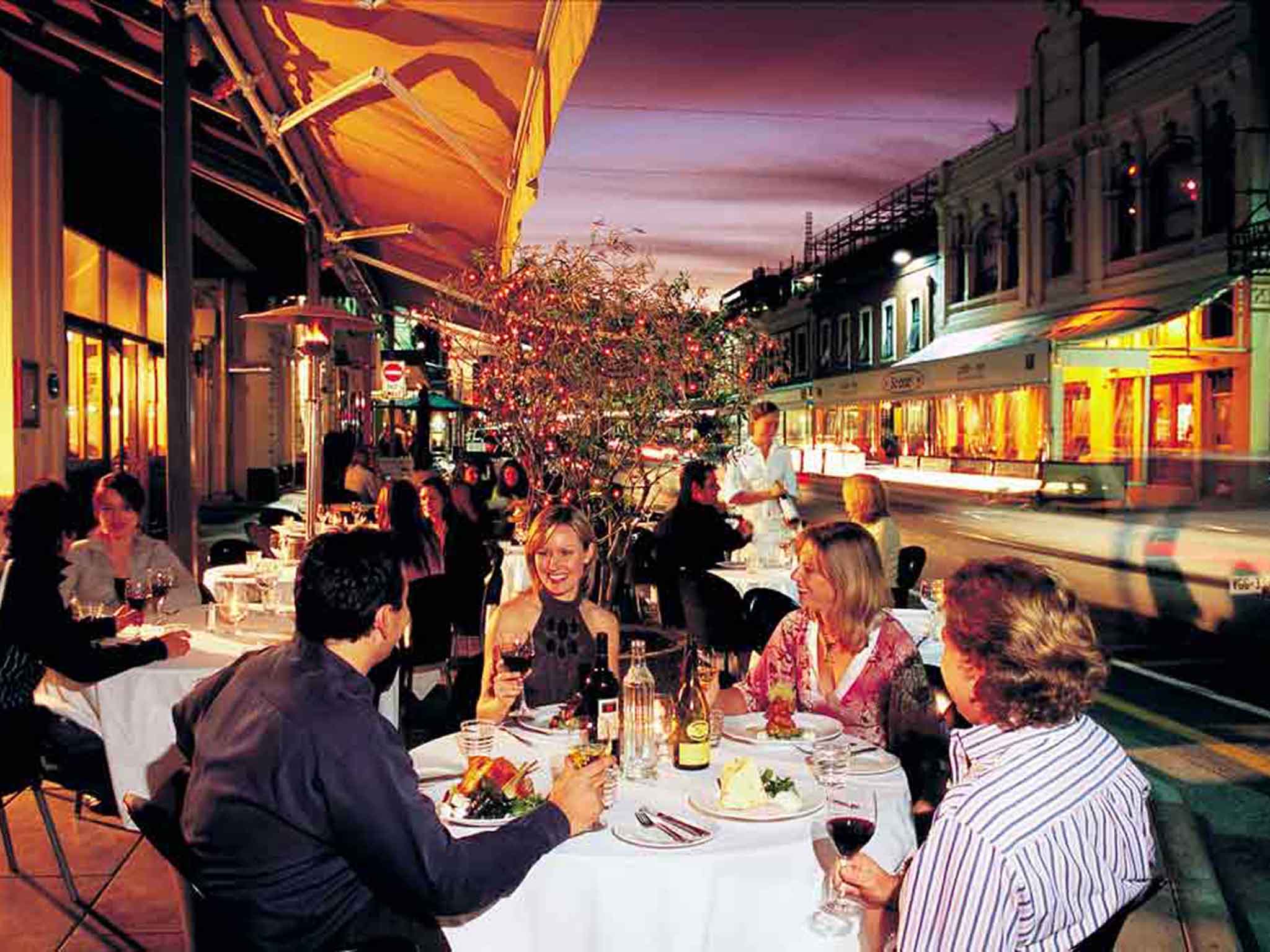 Photo - Grosvenor Hotel Adelaide by Accor