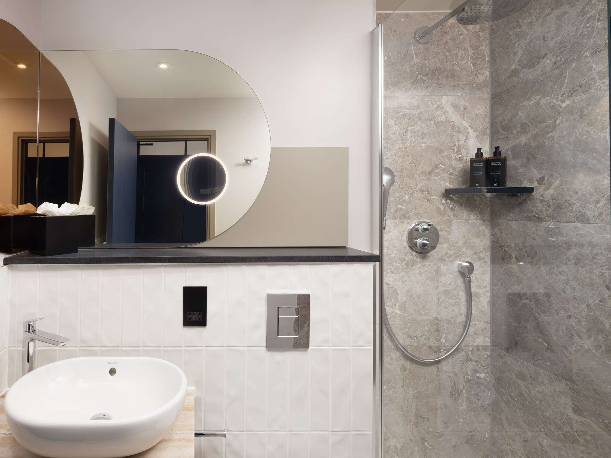 Photo - ibis London Earls Court